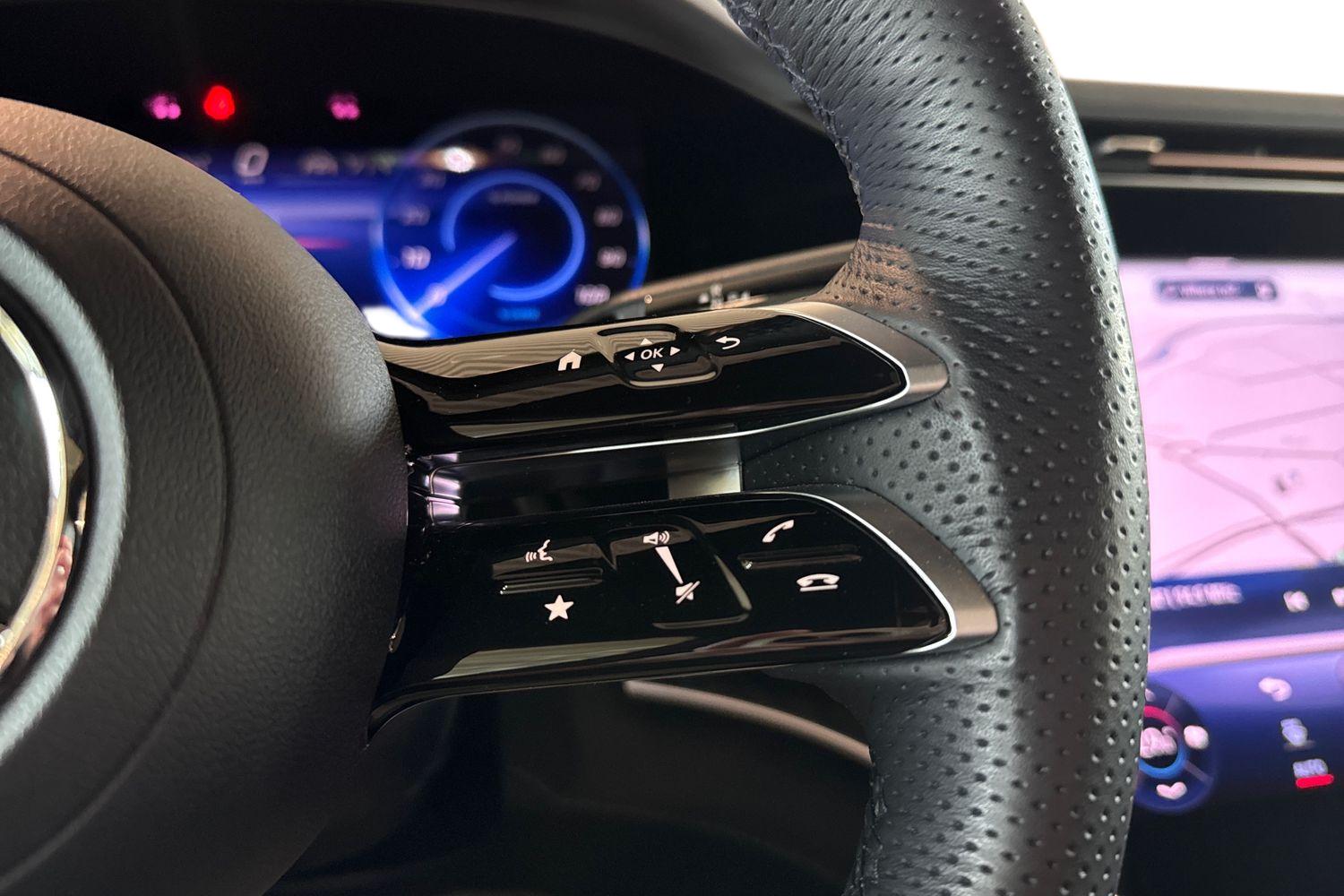 Mercedes-Benz EQE SUV 2025