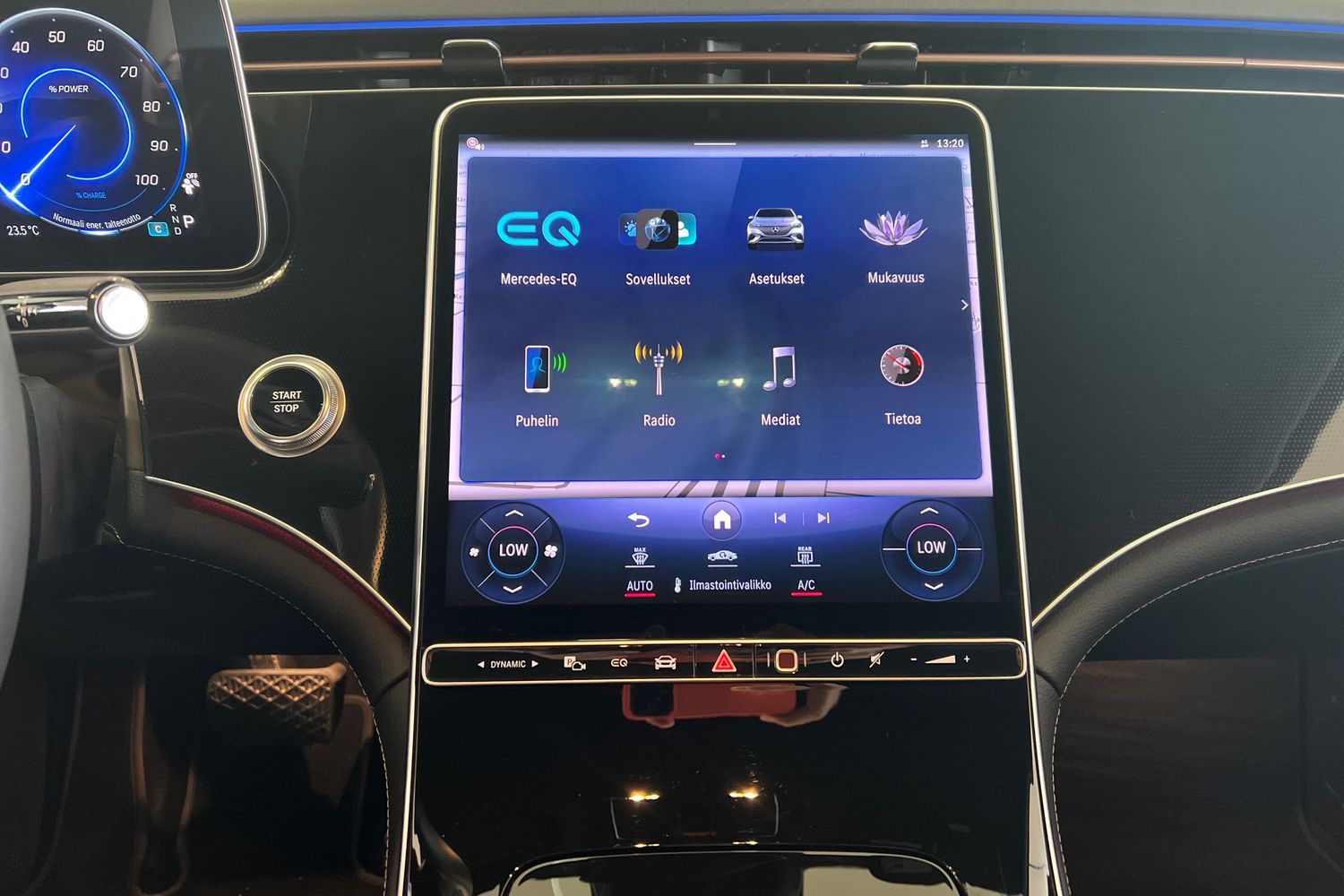 Mercedes-Benz EQE SUV 2024