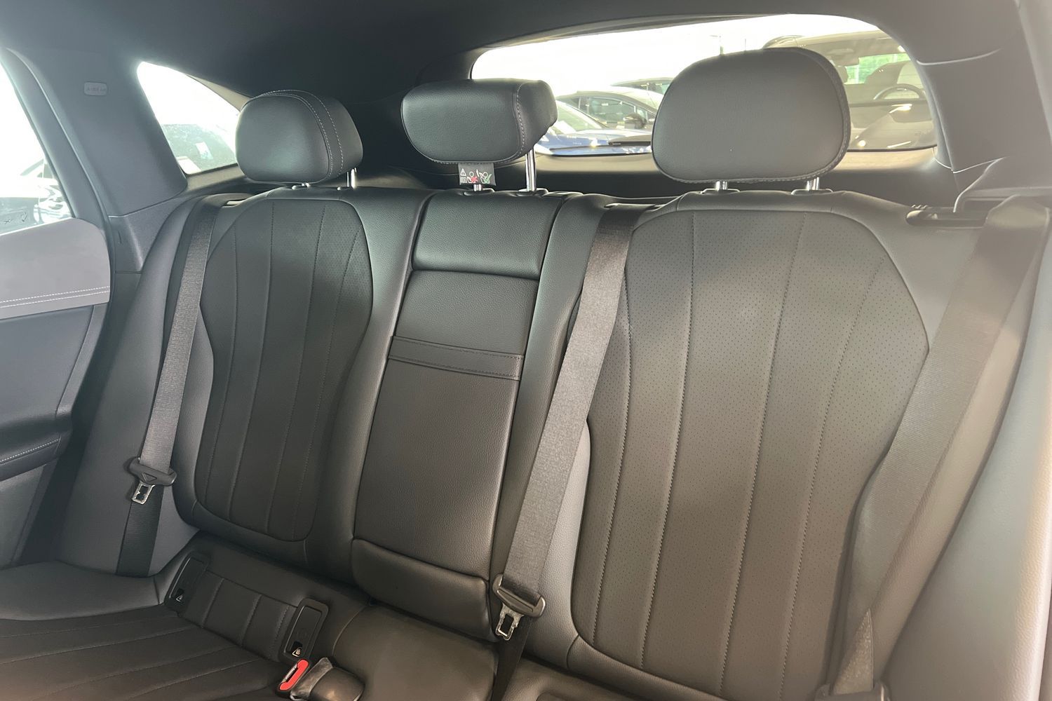 Mercedes-Benz EQE SUV 2024