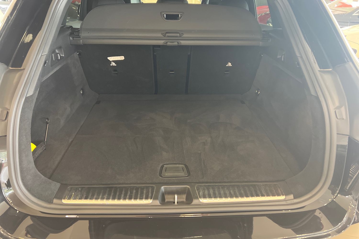 Mercedes-Benz EQE SUV 2024