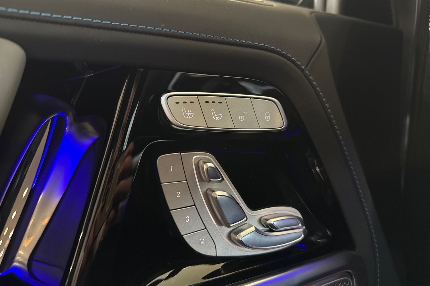 Mercedes-Benz G 2025