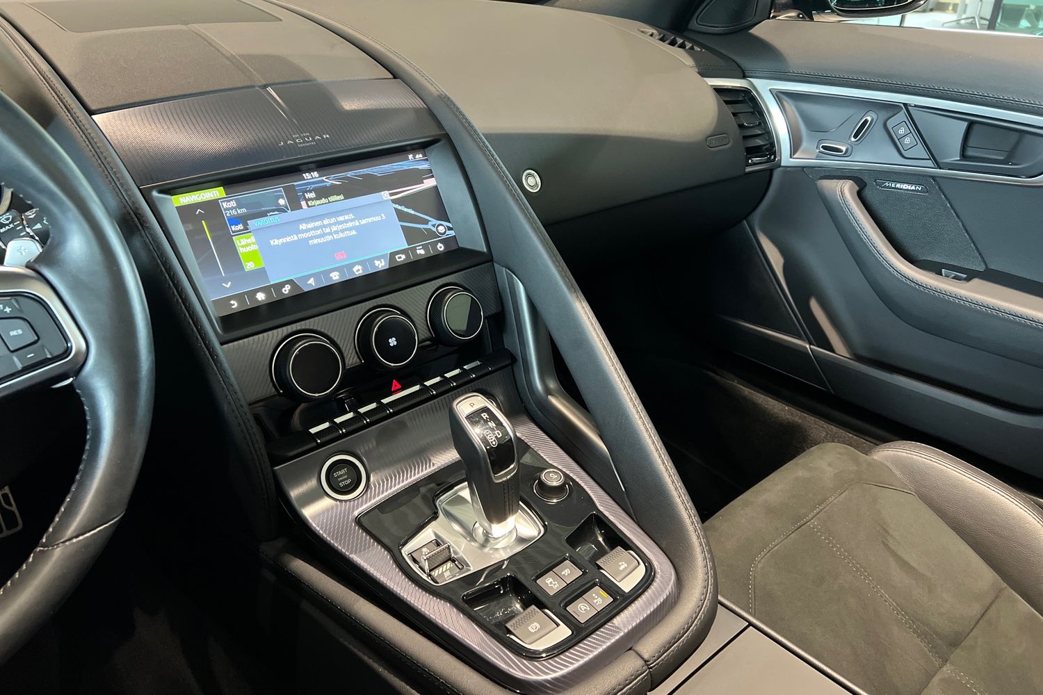 Jaguar F-type 2021