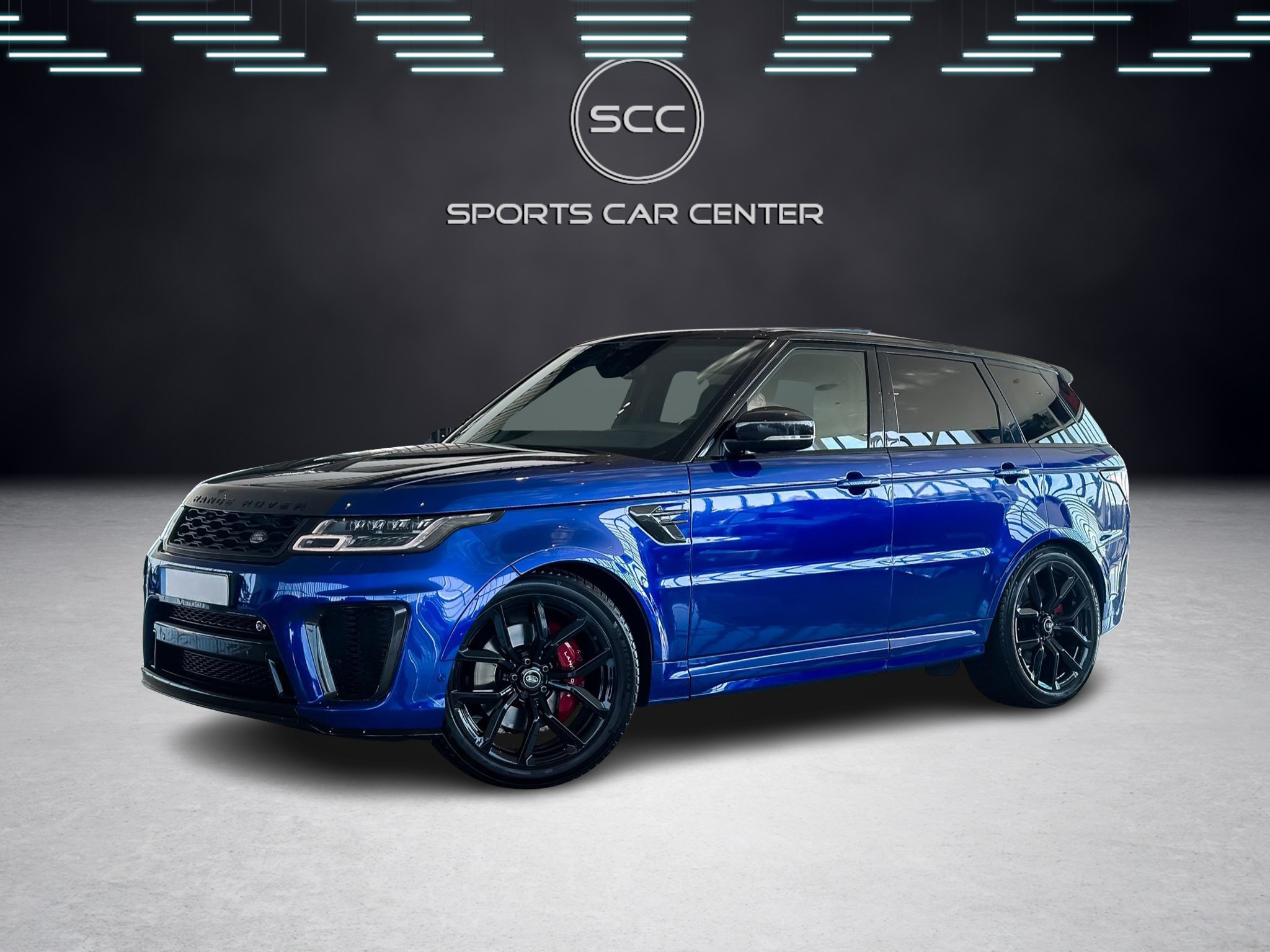 Land Rover Range Rover Sport SVR / 575 hv / 5l V8 / Kuppipenkit / metalliväri / hiilikuitusomisteet / meridian