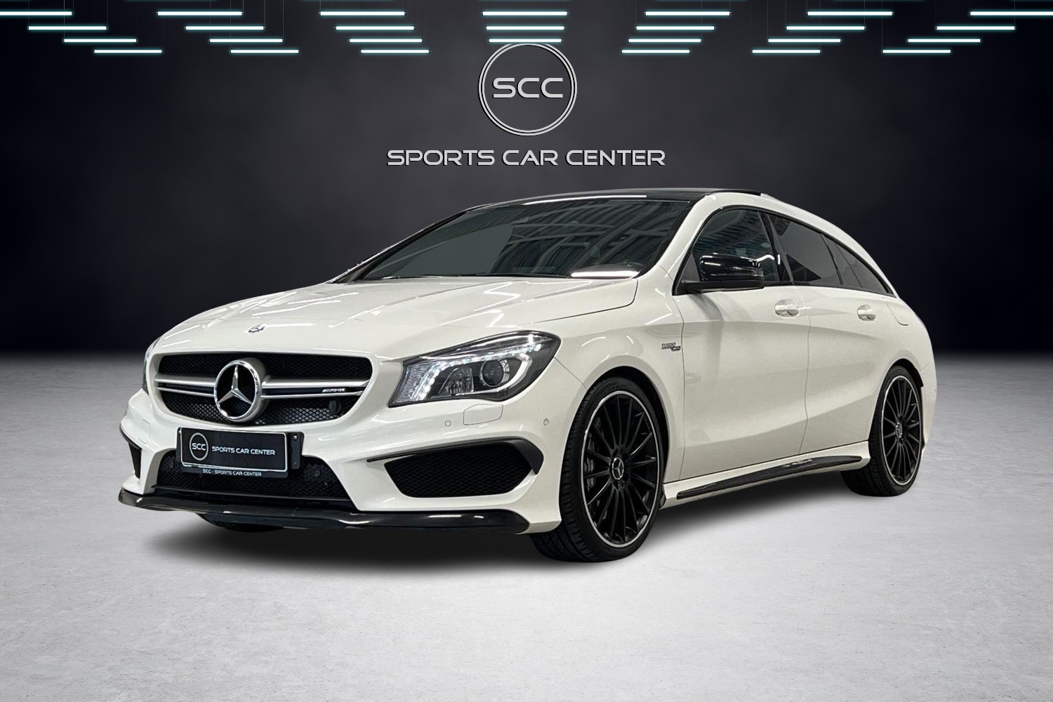 Mercedes-Benz CLA 45 AMG 4Matic A Shooting Brake / AMG Performance putkisto / Panorama / Night-paketti / Kaukovaloavustin