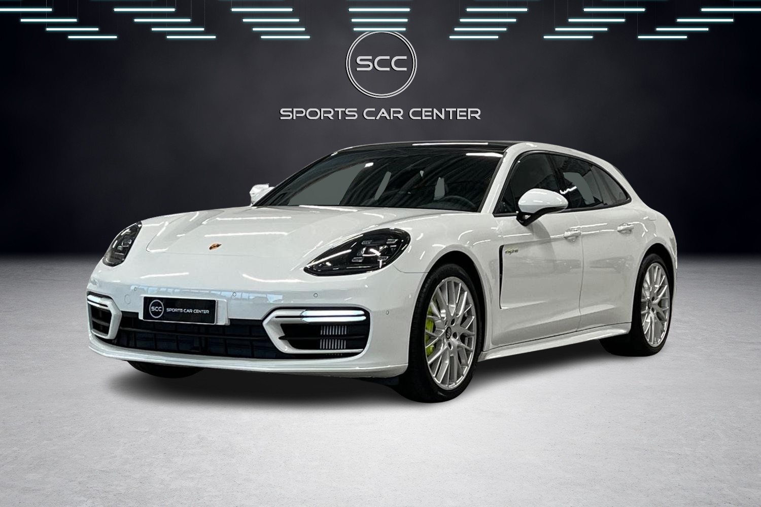 Porsche Panamera 4 E-Hybrid Sport Turismo / SportDesign / Panorama / 14-istuimet / Imuovet / Keyless / 2xvanteet