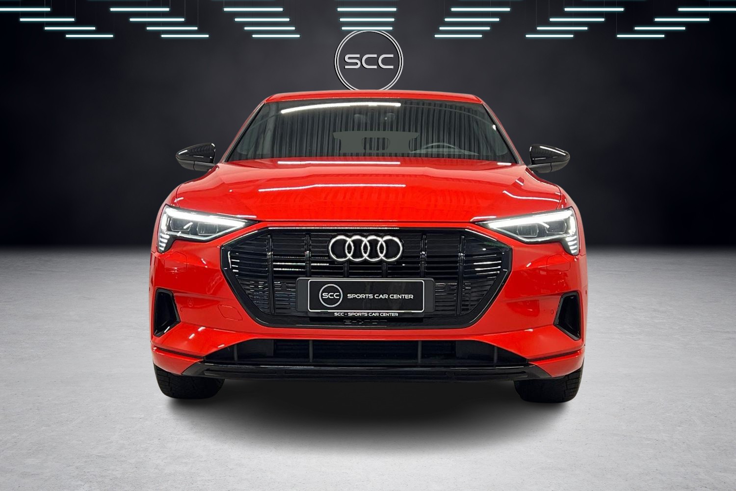 Audi e-tron Sportback 55 quattro / Active Cruise / HUD / Matrix-LED / Ilmajousitus / Keyless / Peruutuskamera