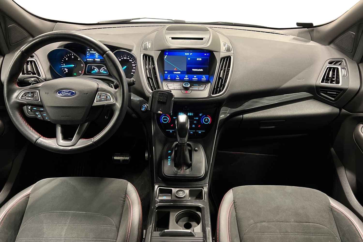 Ford Kuga 2,0TDCi 150 hv PowerShift A6 ST-Line AWD / Lisälämmitin / Vetokoukku / Navi / Lisävalo / Suomiauto