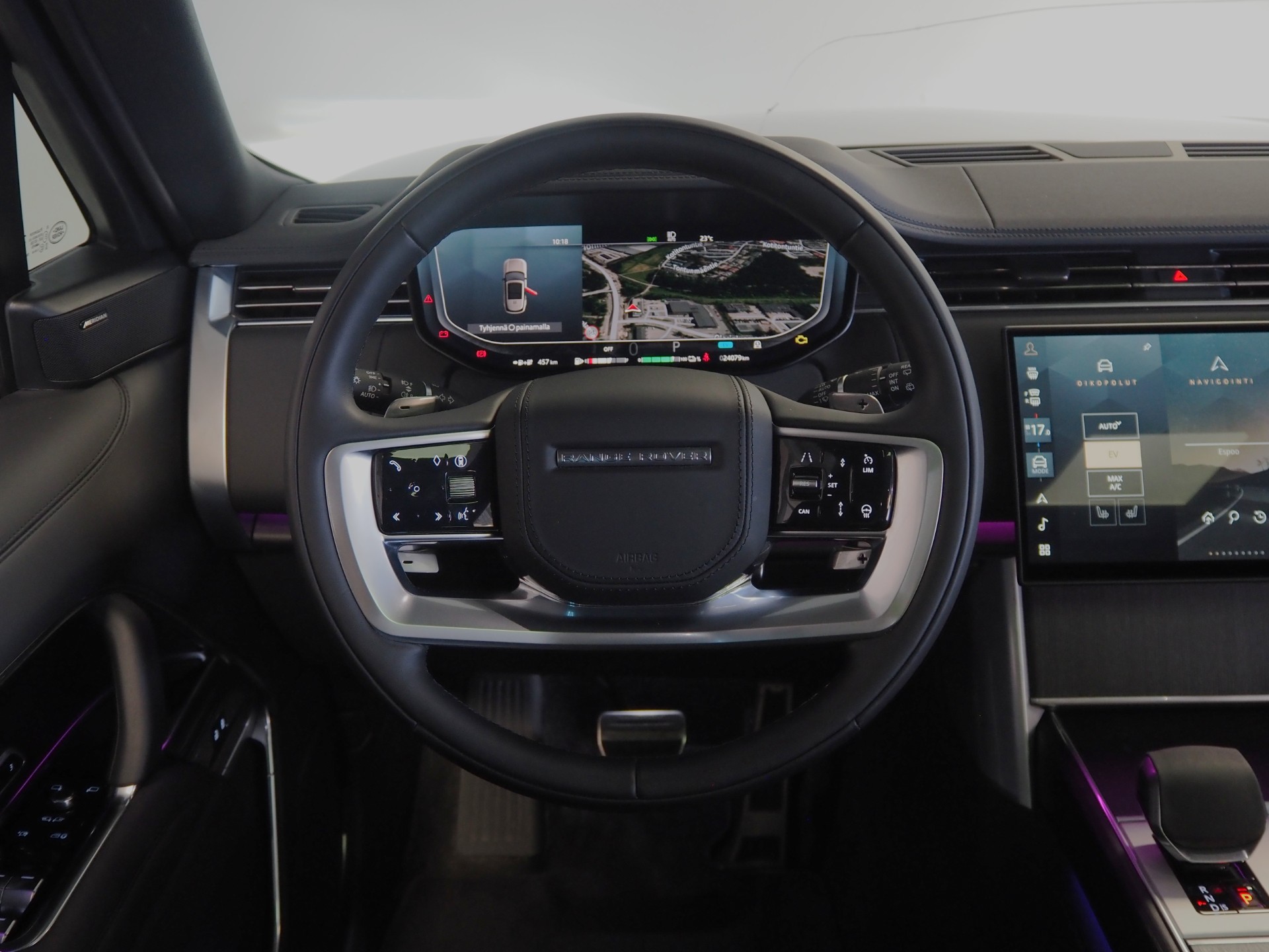 Land Rover Range Rover 11