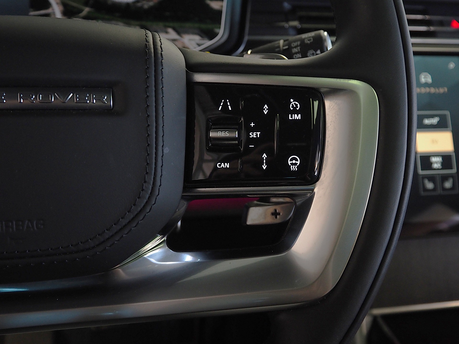 Land Rover Range Rover 12