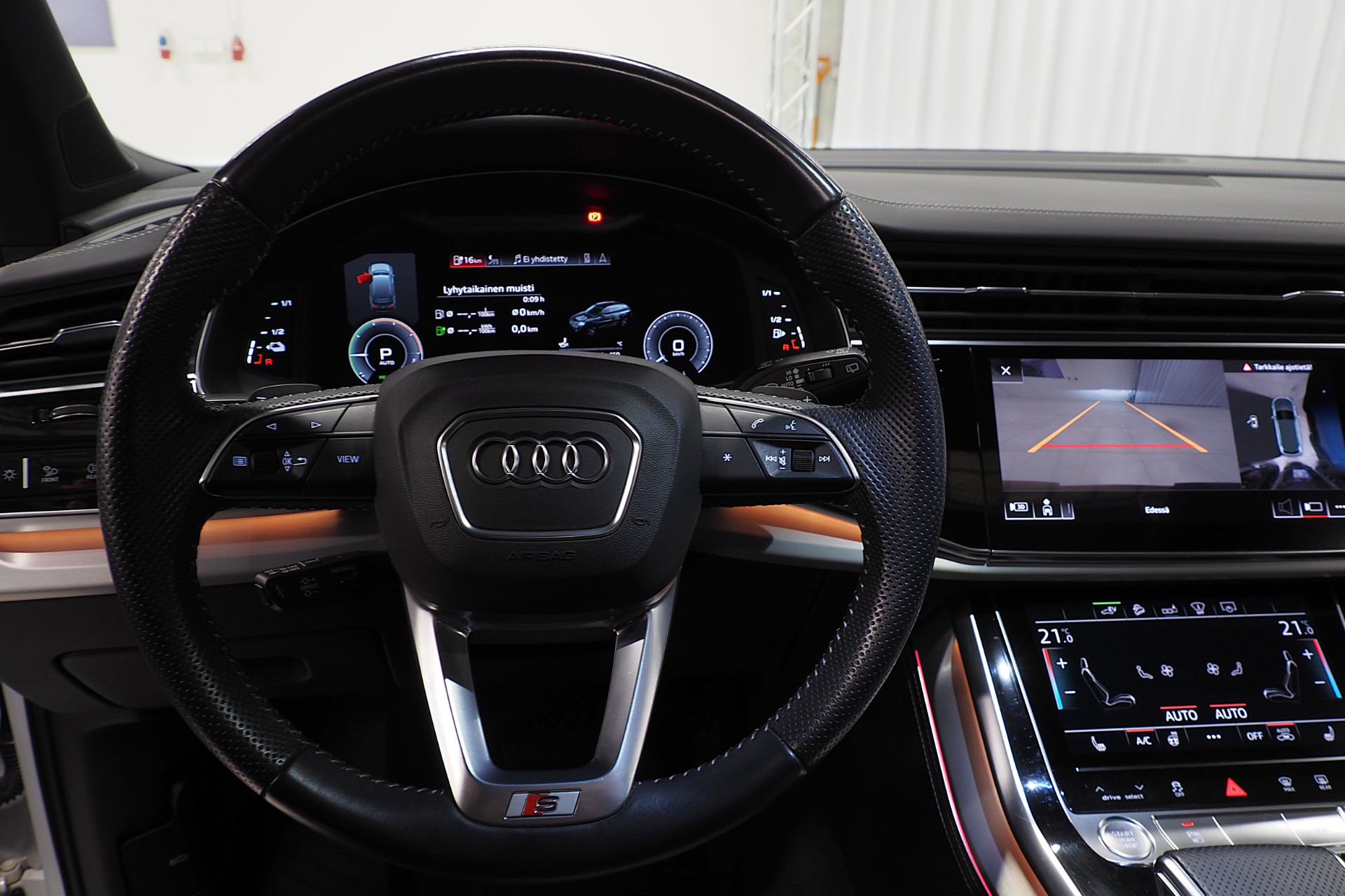 Audi Q7 16