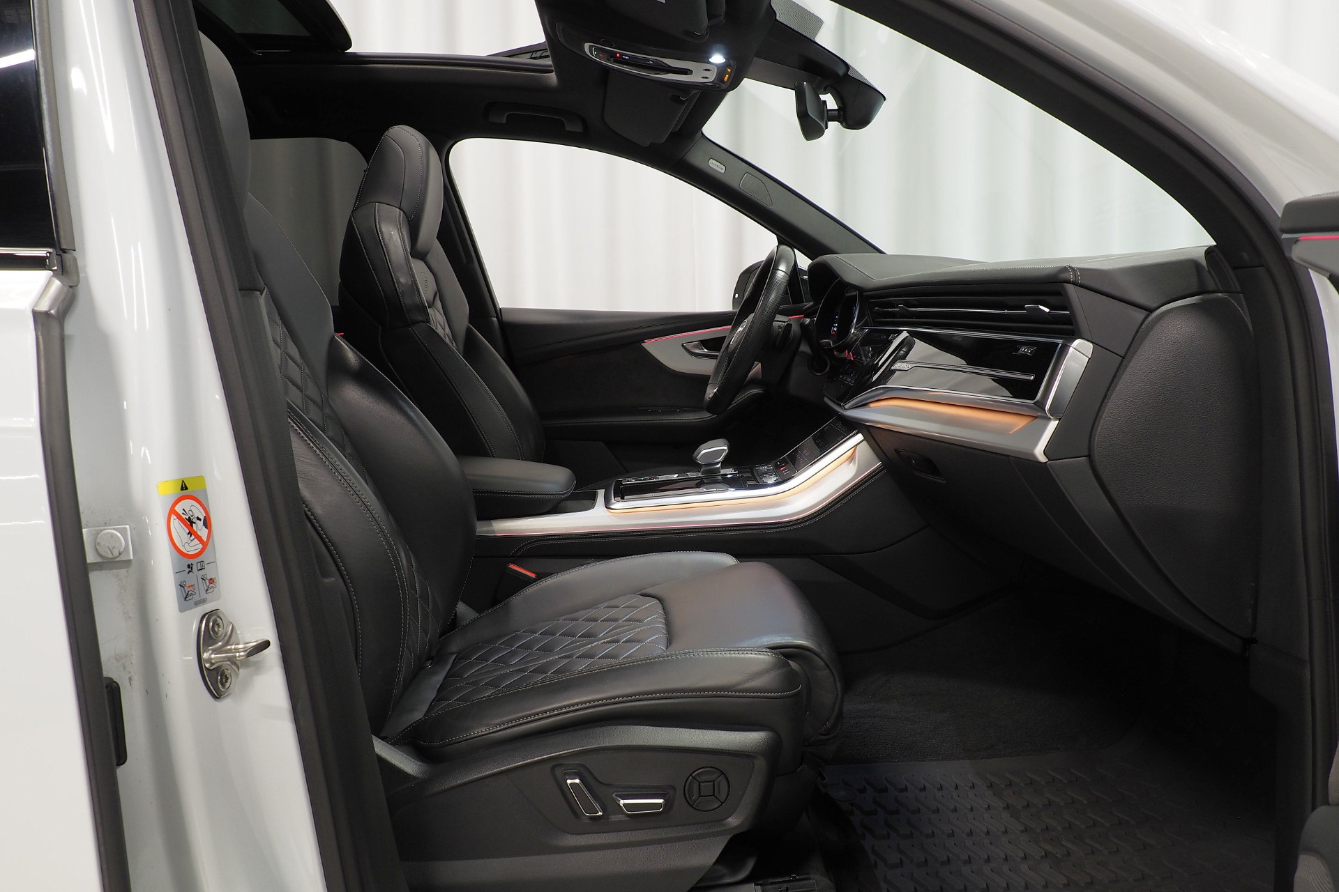 Audi Q7 6