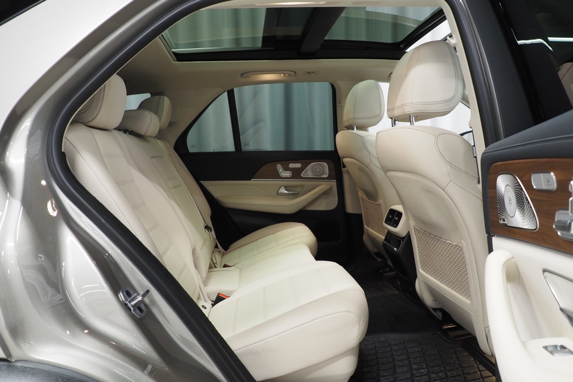 Mercedes-Benz GLE 7