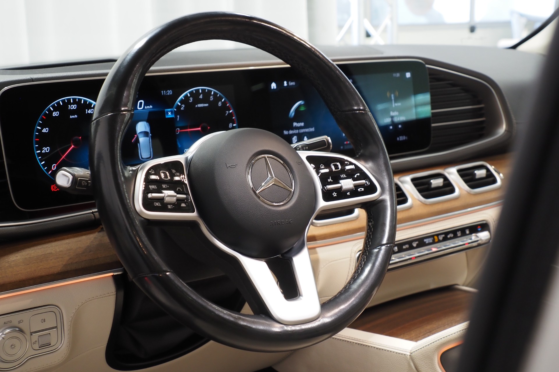 Mercedes-Benz GLE 8