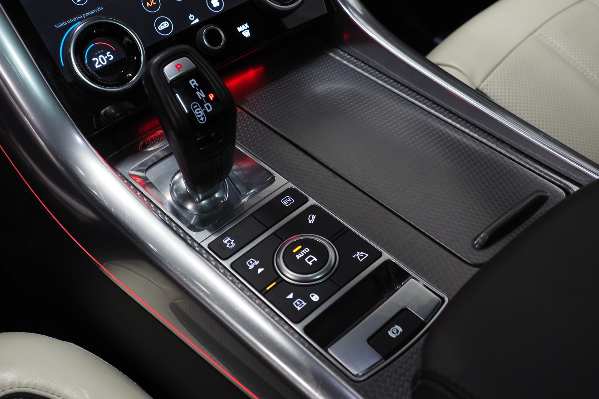 Land Rover Range Rover Sport 12