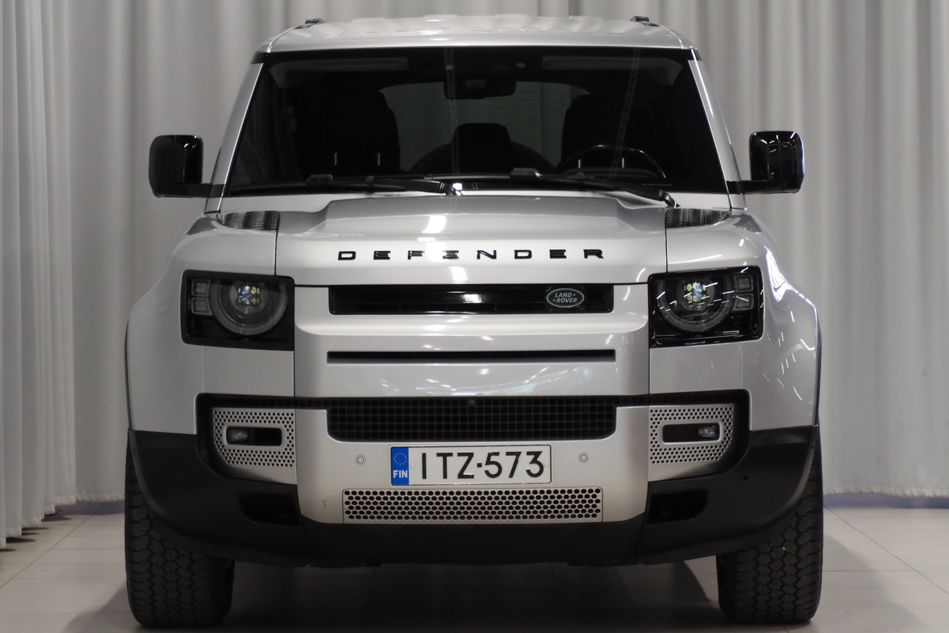 Land Rover Defender 2