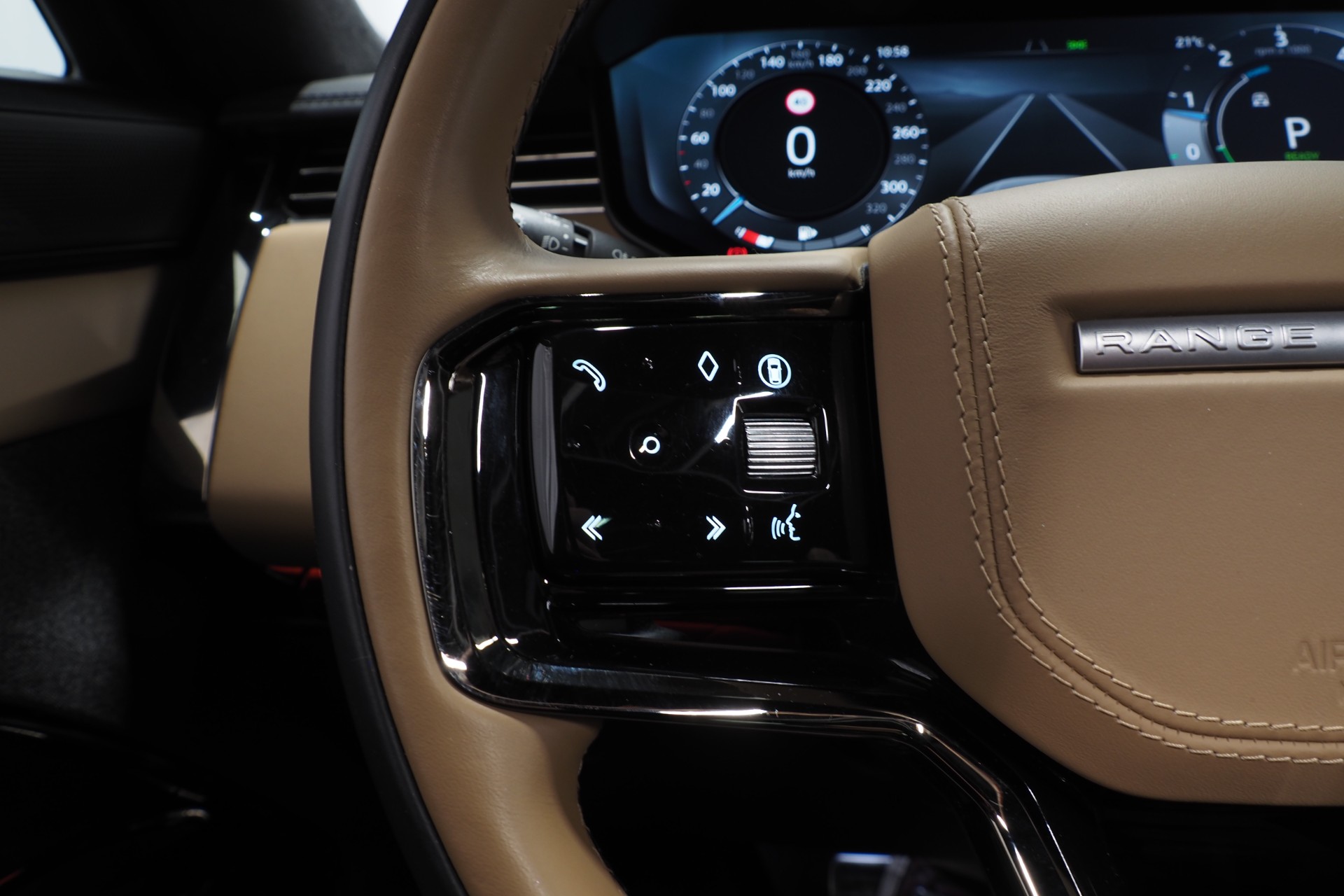 Land Rover Range Rover Sport 16