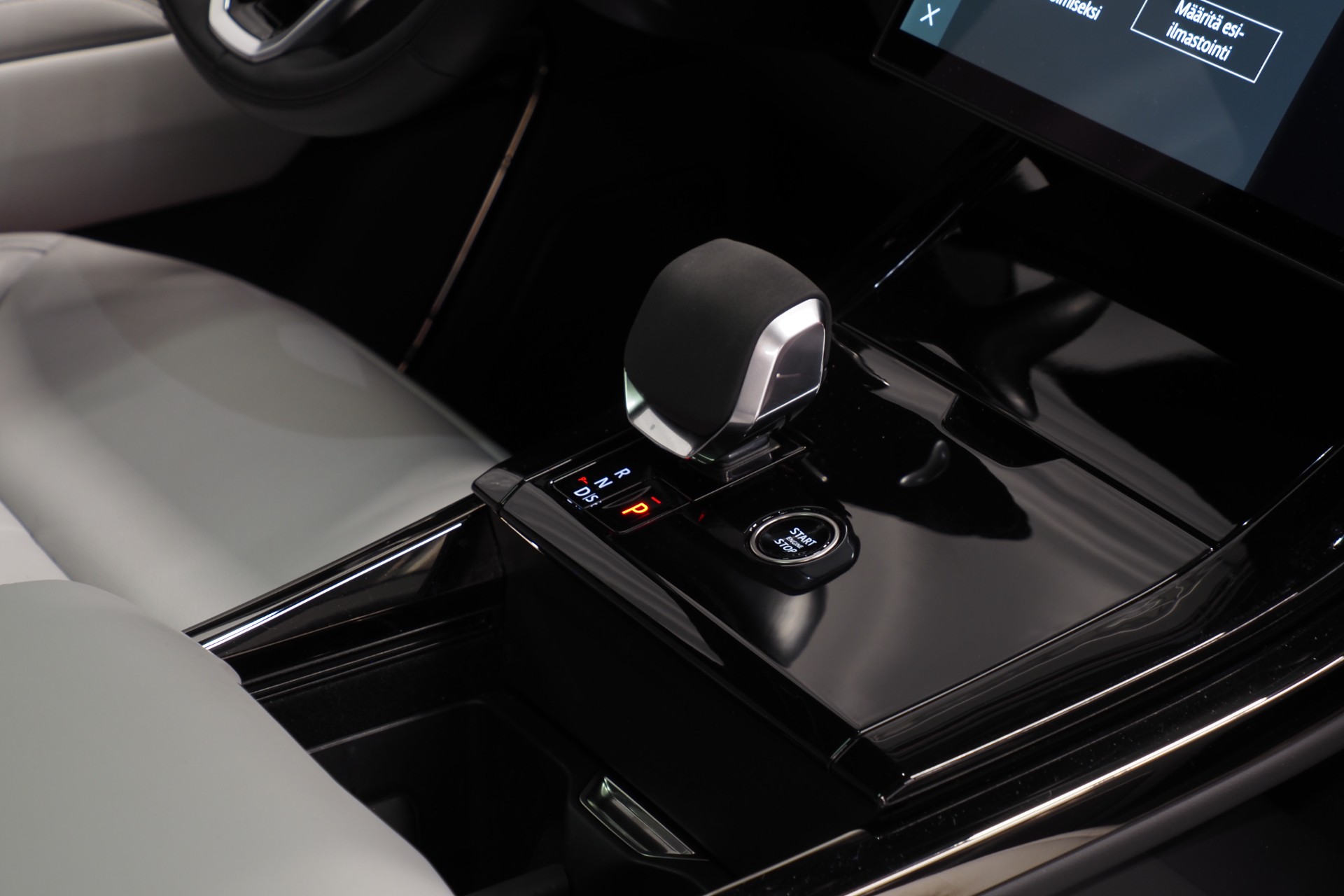 Land Rover Range Rover Sport 16