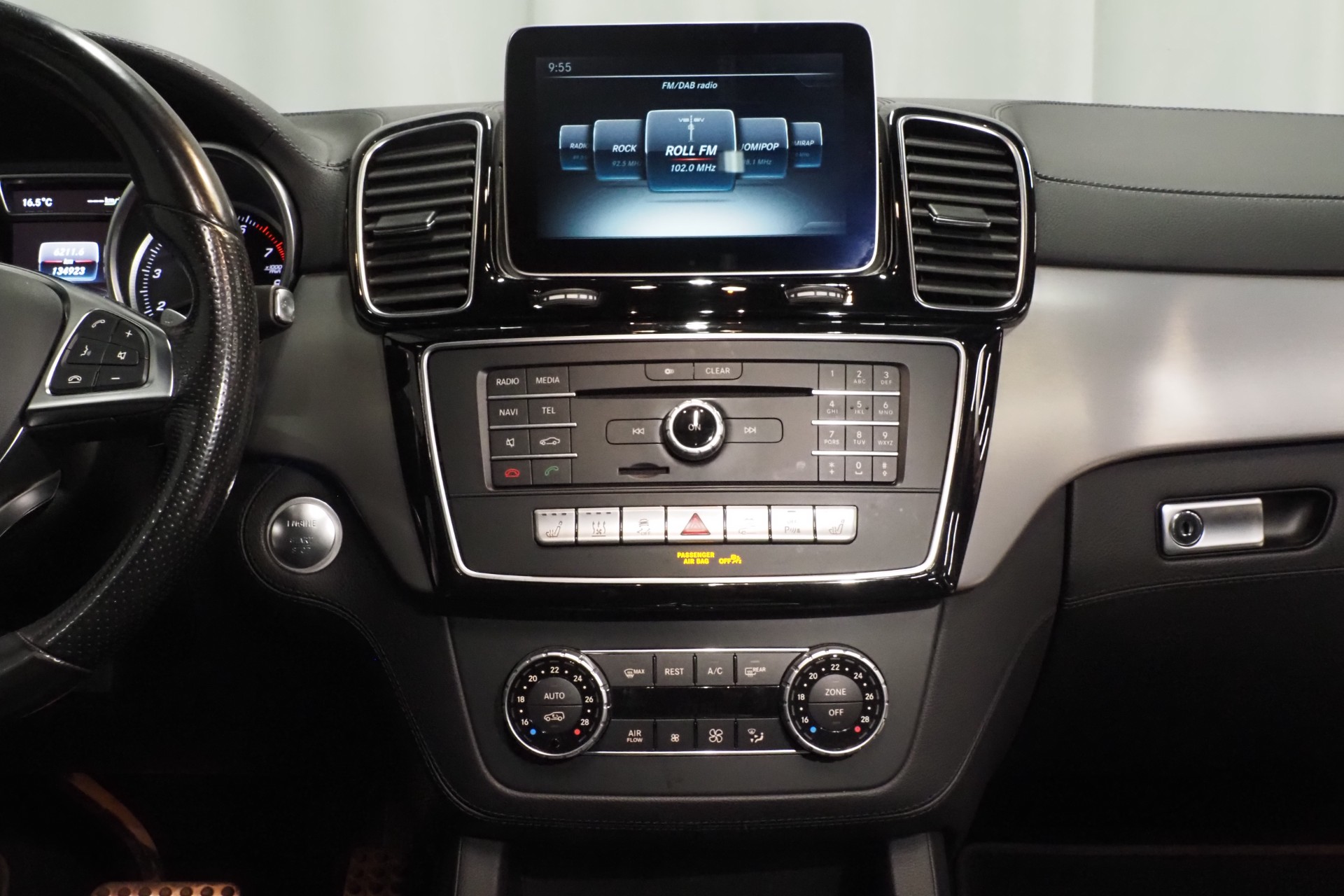 Mercedes-Benz GLE 11