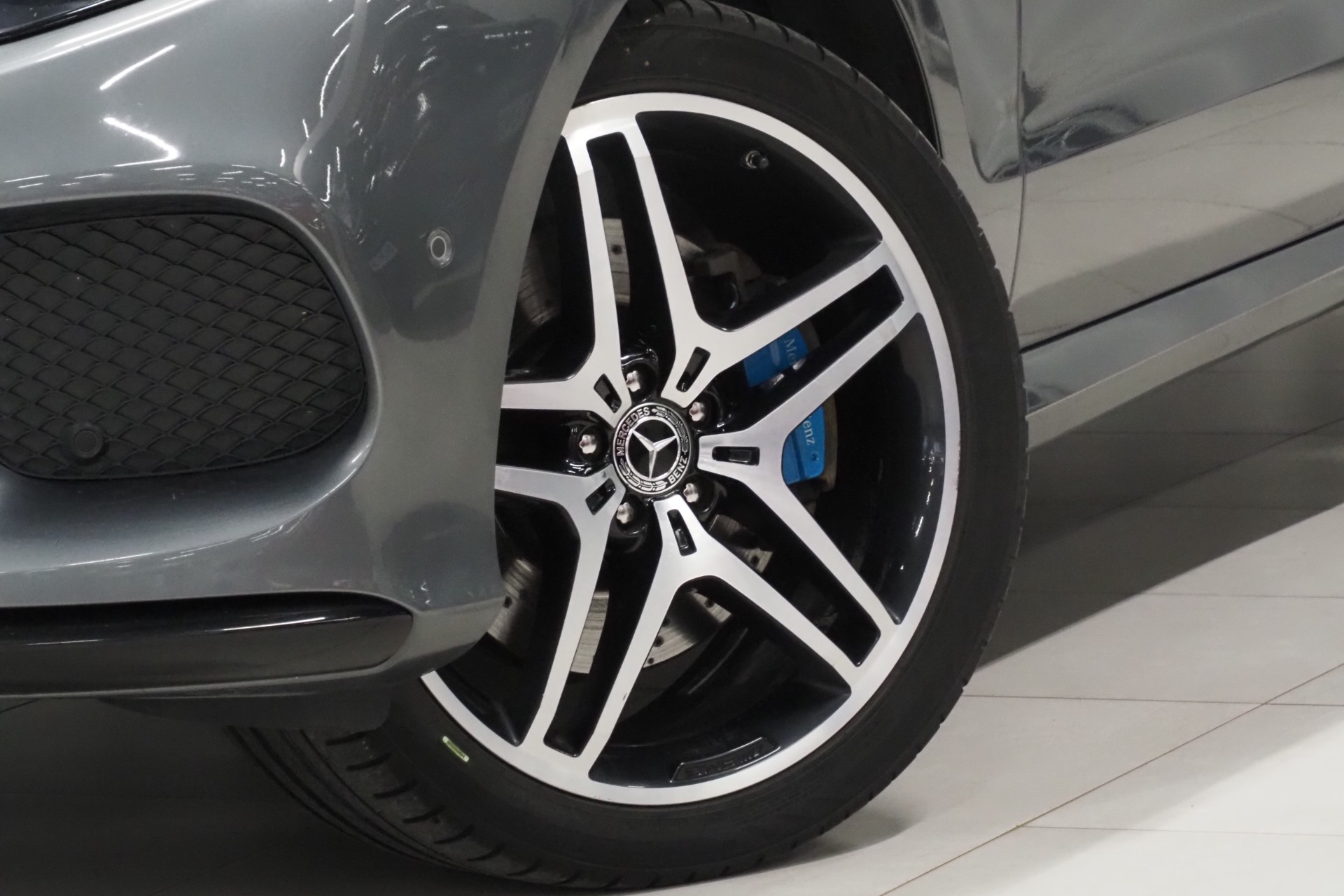 Mercedes-Benz GLE 18
