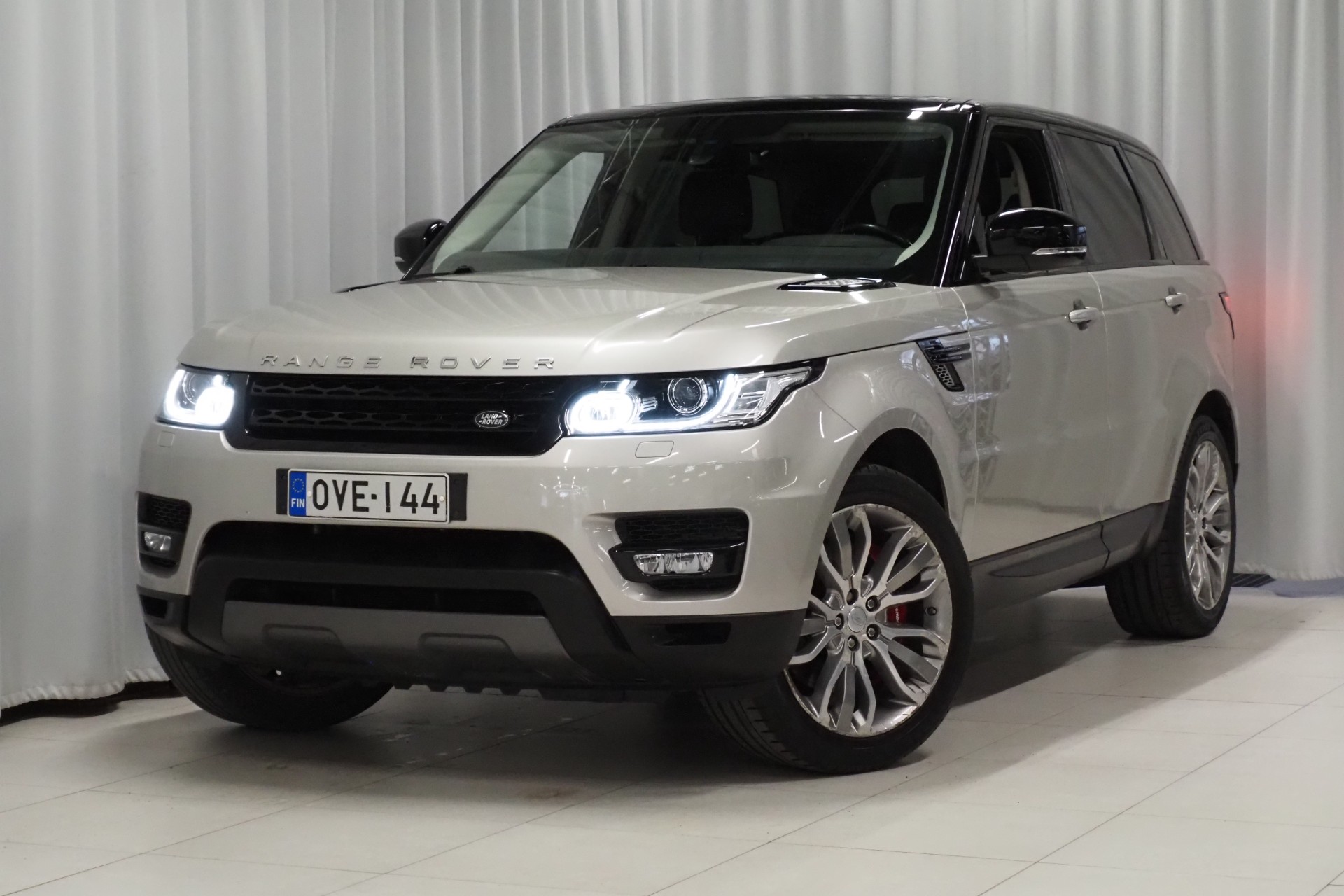 Land Rover Range Rover Sport 1