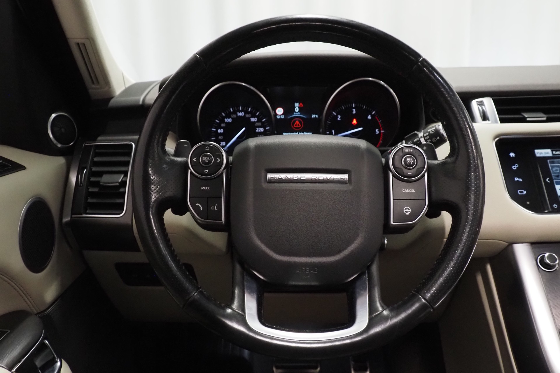 Land Rover Range Rover Sport 10