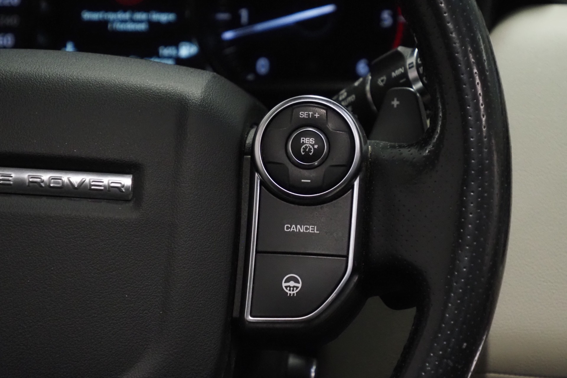 Land Rover Range Rover Sport 12