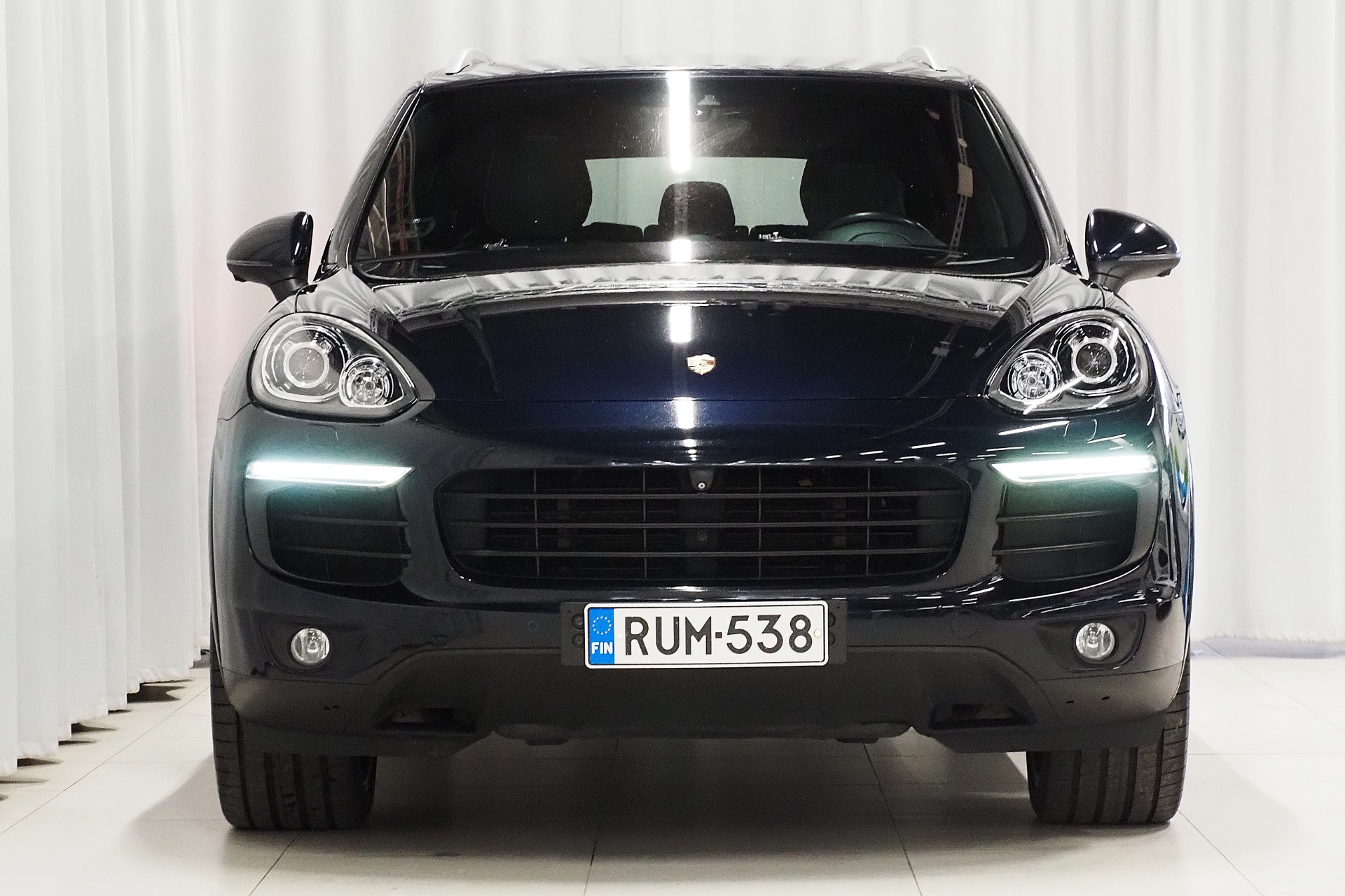 Porsche Cayenne 2