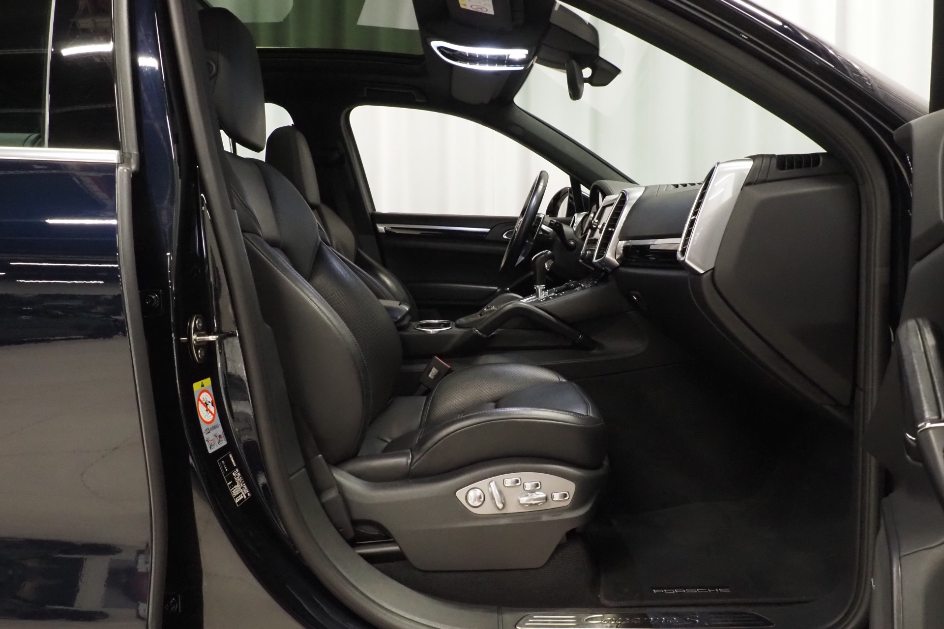 Porsche Cayenne 6