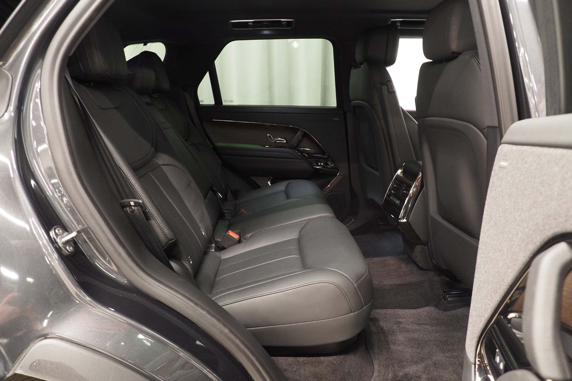 Land Rover Range Rover Sport 7