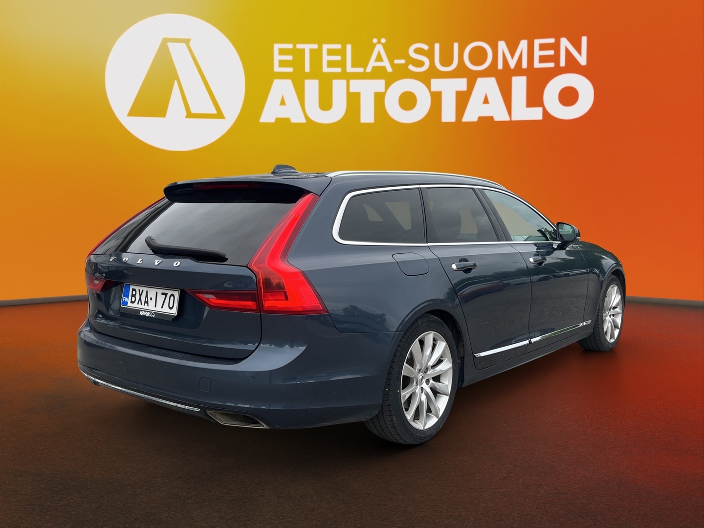 VOLVO V90 2019