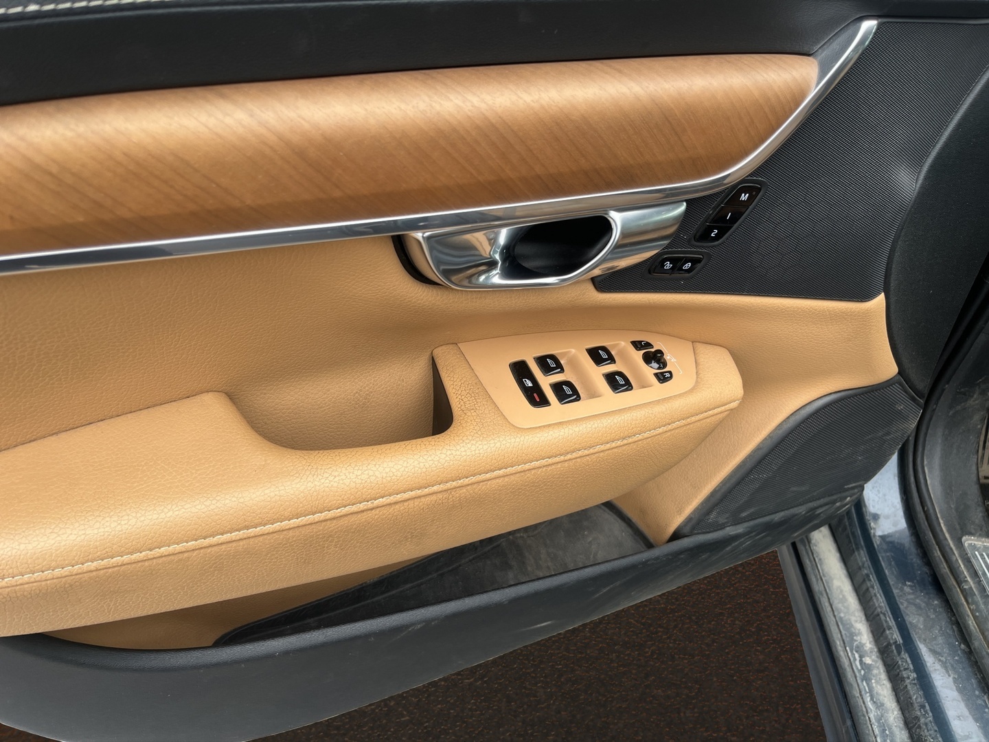 VOLVO V90 2019