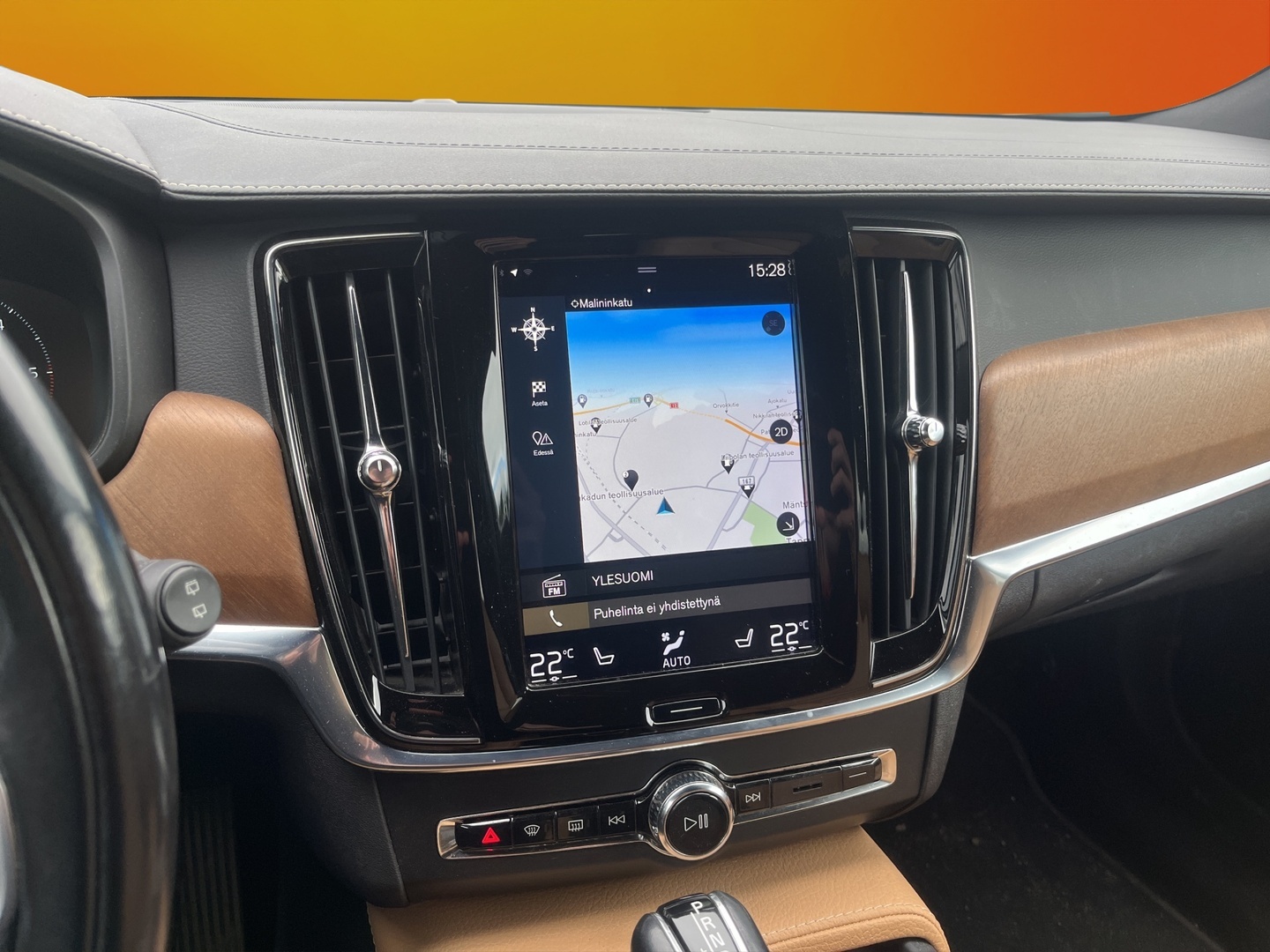 VOLVO V90 2019