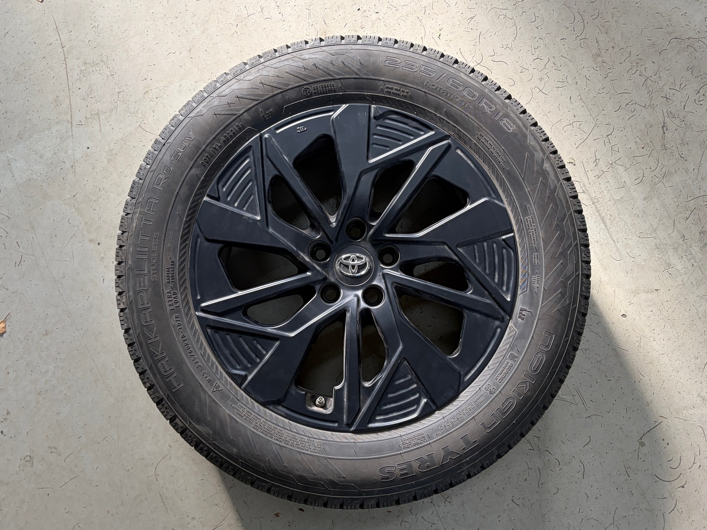 TOYOTA bZ4X 2023