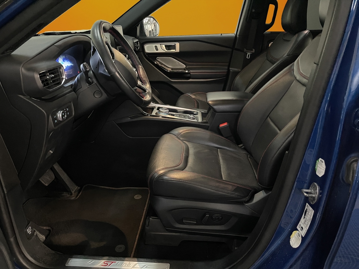 FORD Explorer 2021