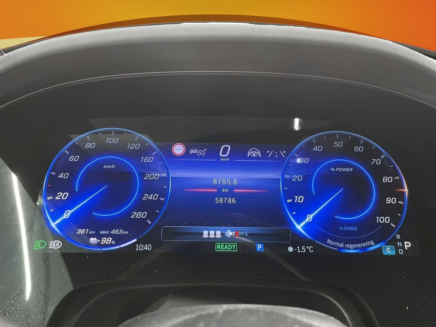 MERCEDES-BENZ EQE 2022