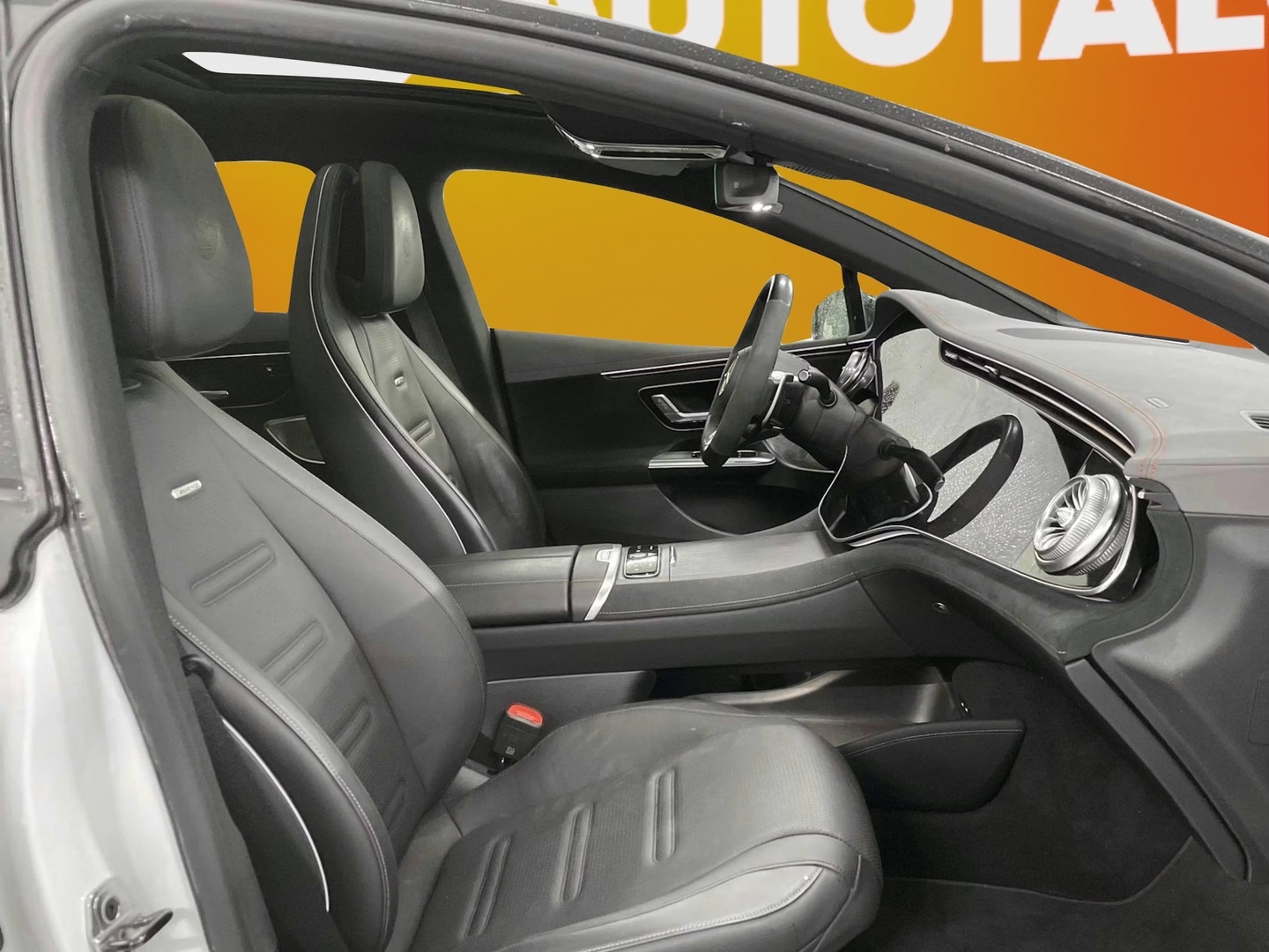 MERCEDES-BENZ EQE 2022