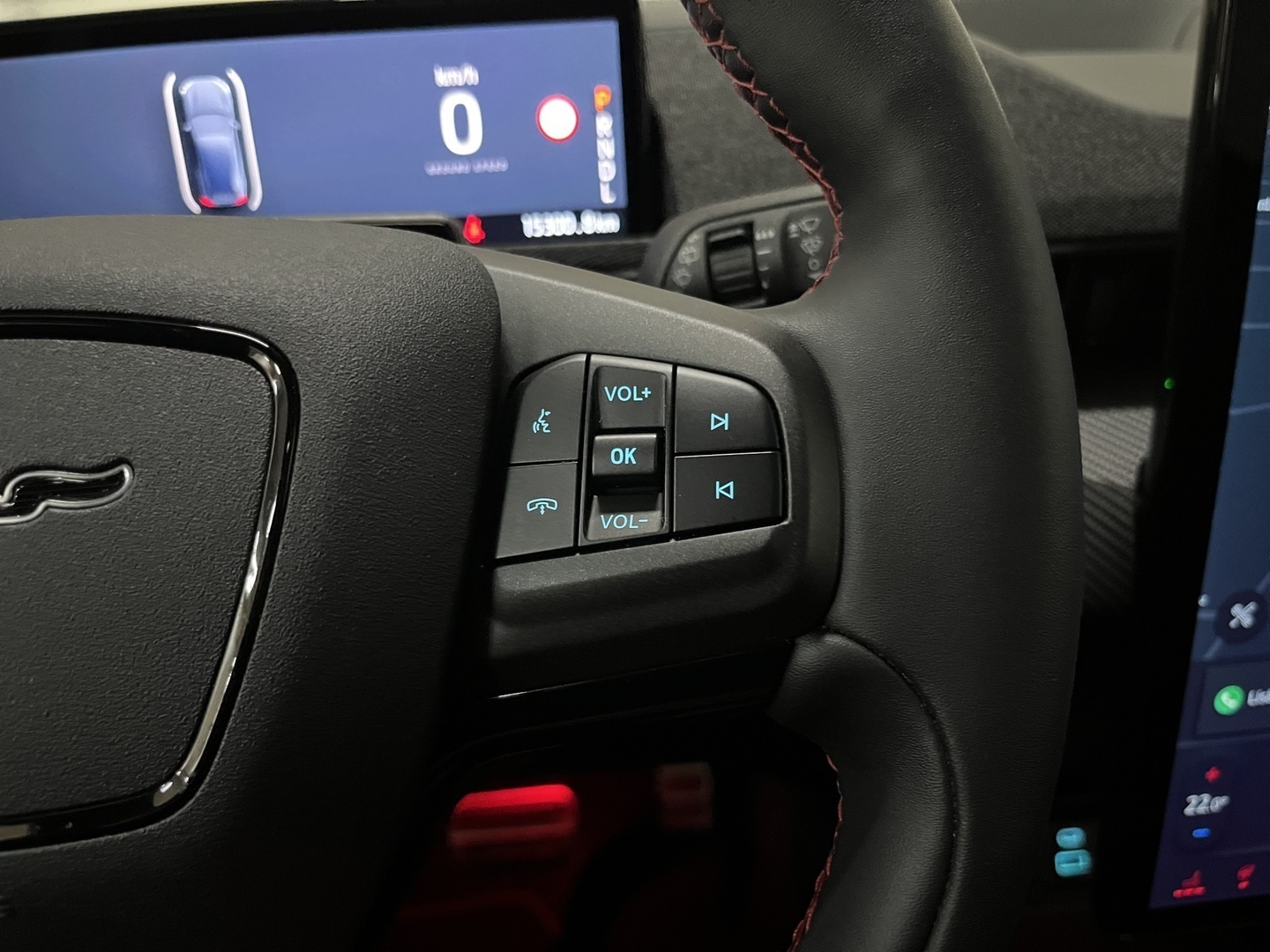 FORD Mustang Mach-E 2022