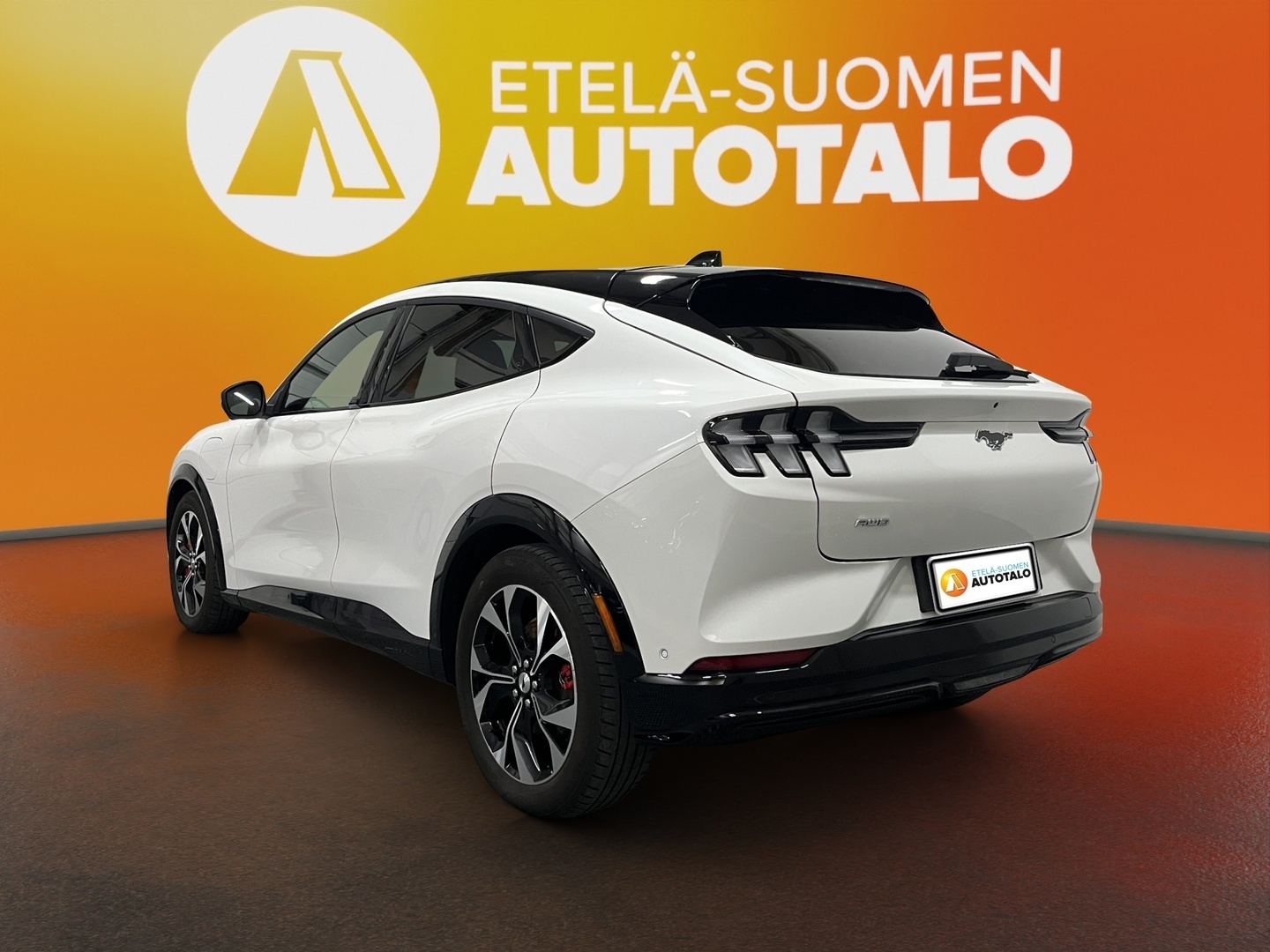 FORD Mustang Mach-E 2022