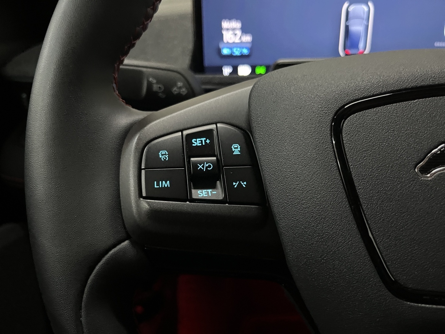 FORD Mustang Mach-E 2022