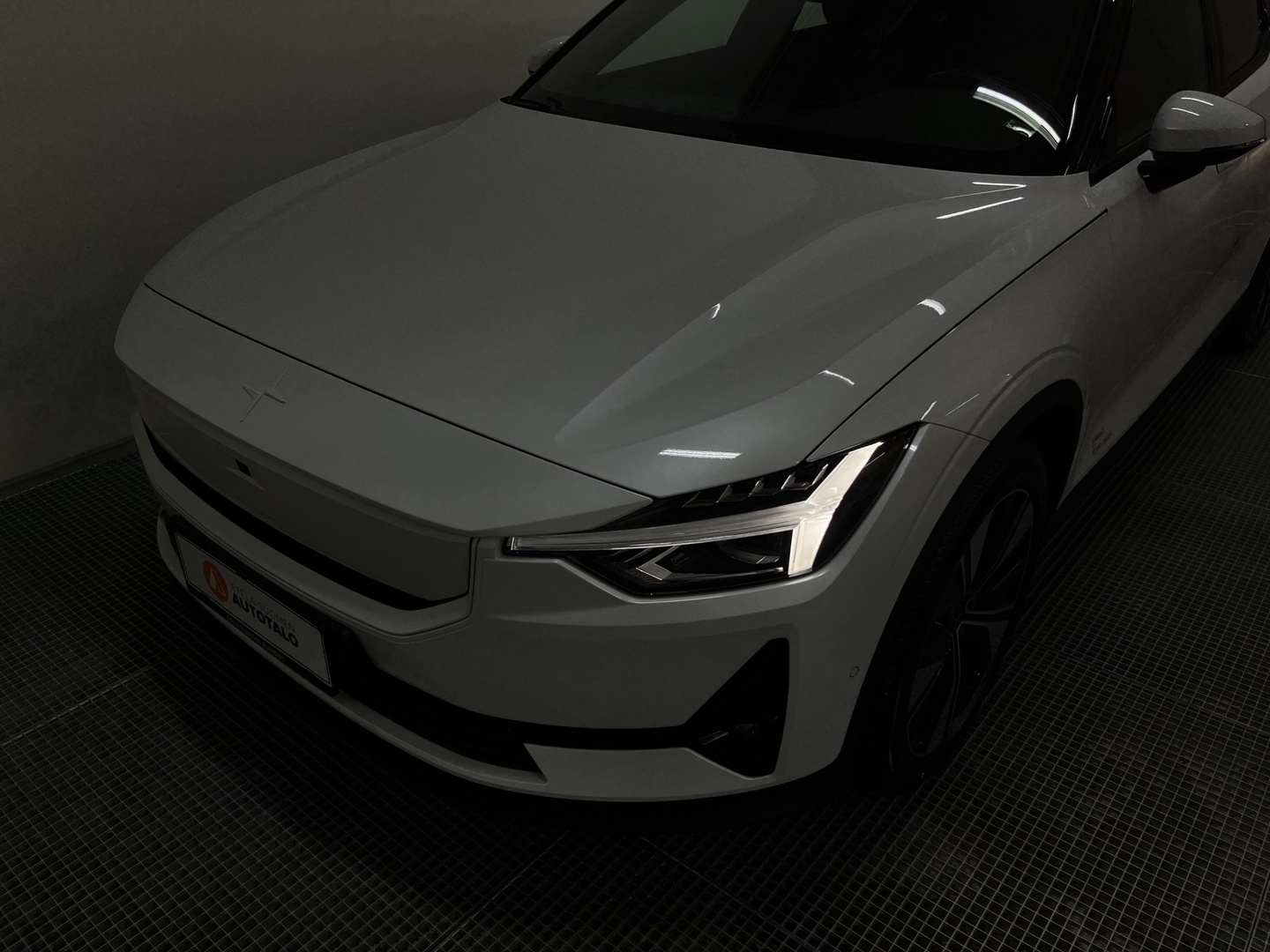POLESTAR 2 2024