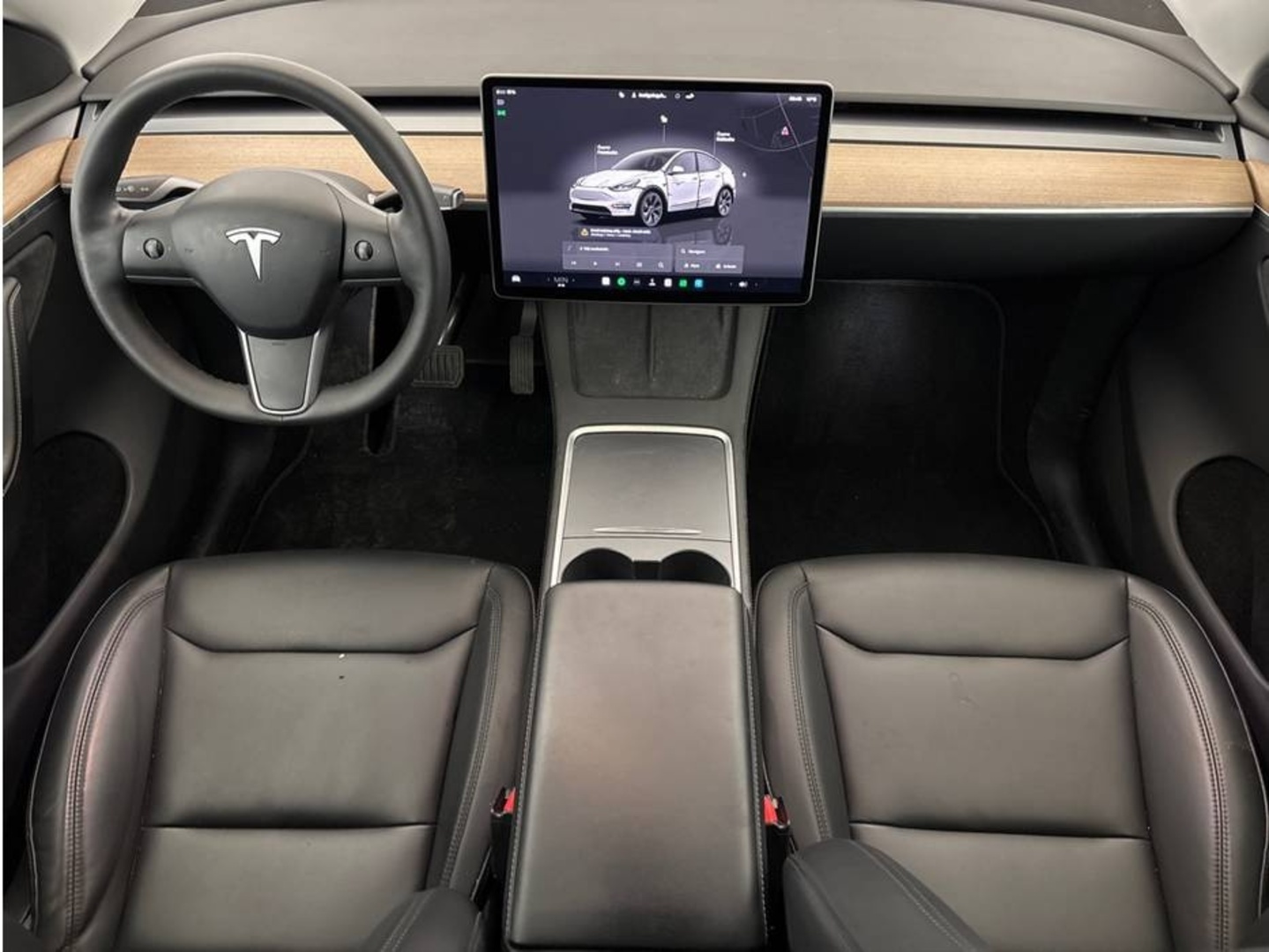 TESLA Model Y 2023