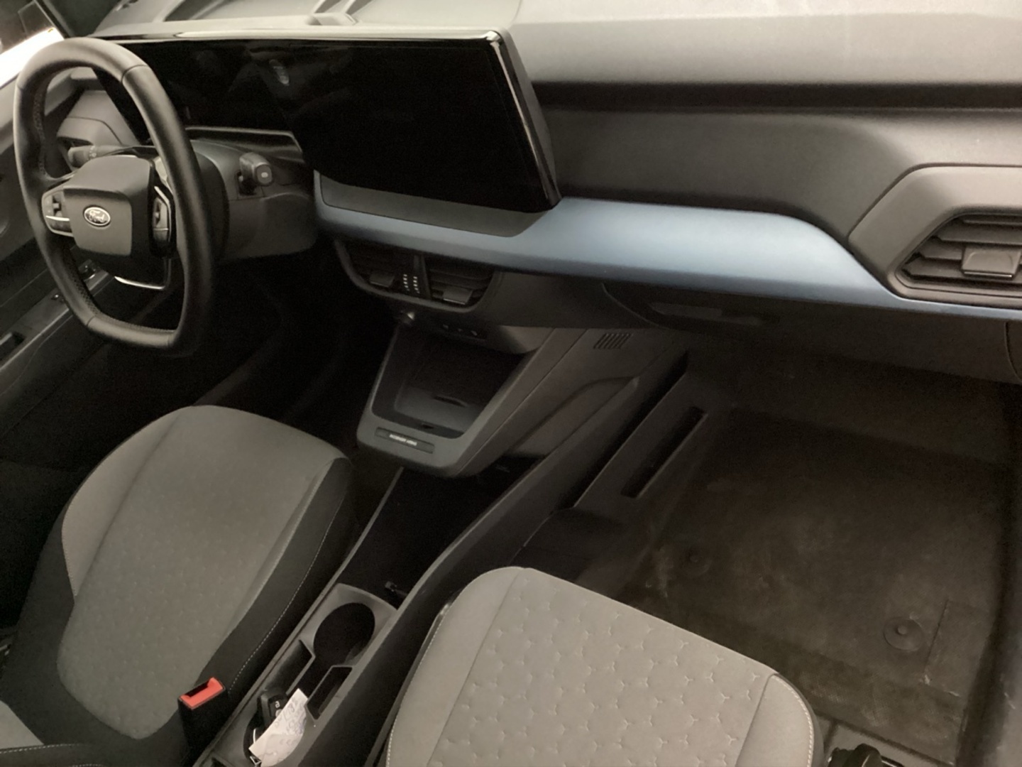 FORD TRANSIT COURIER 2025