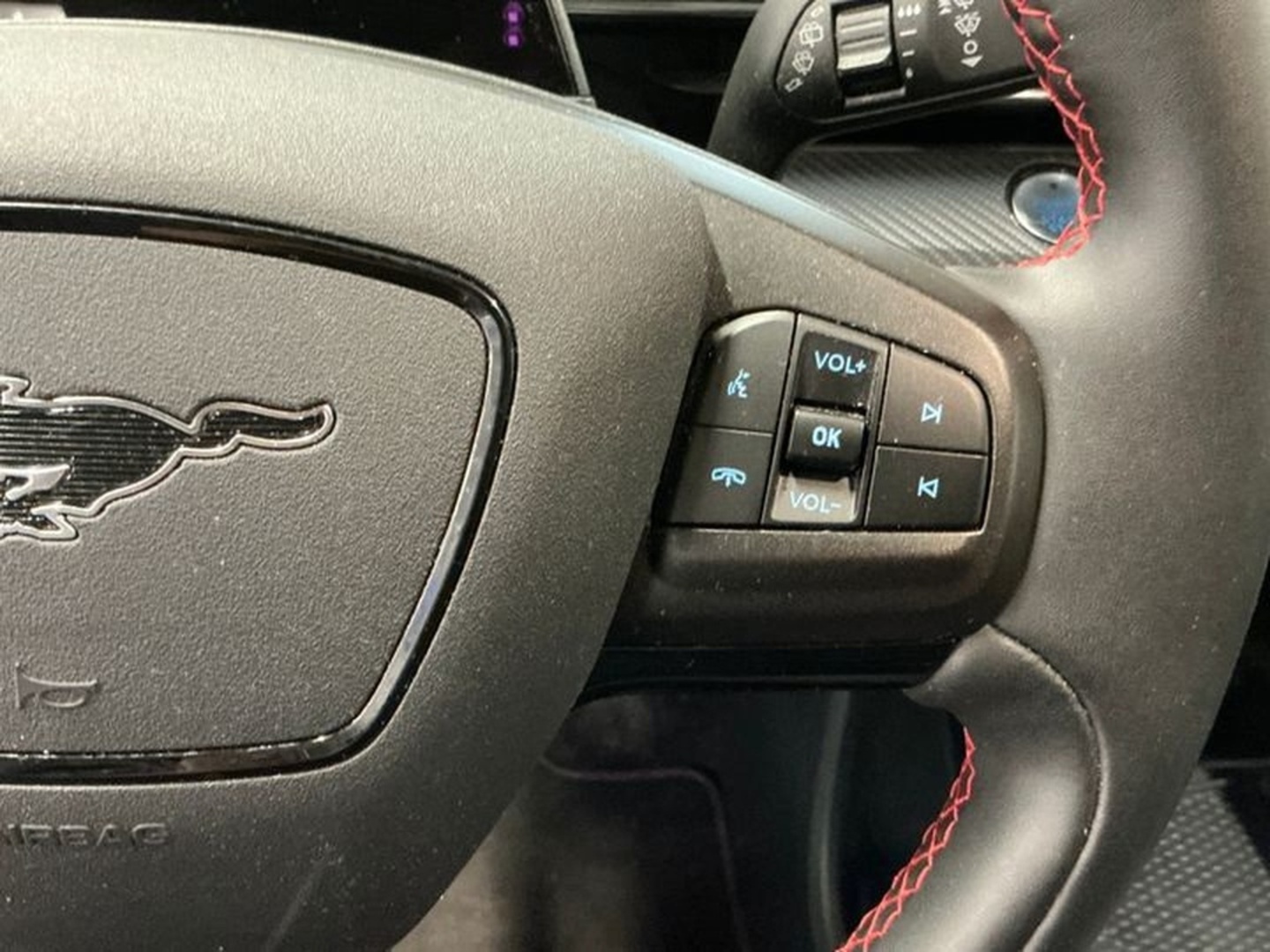 FORD Mustang Mach-E 2023