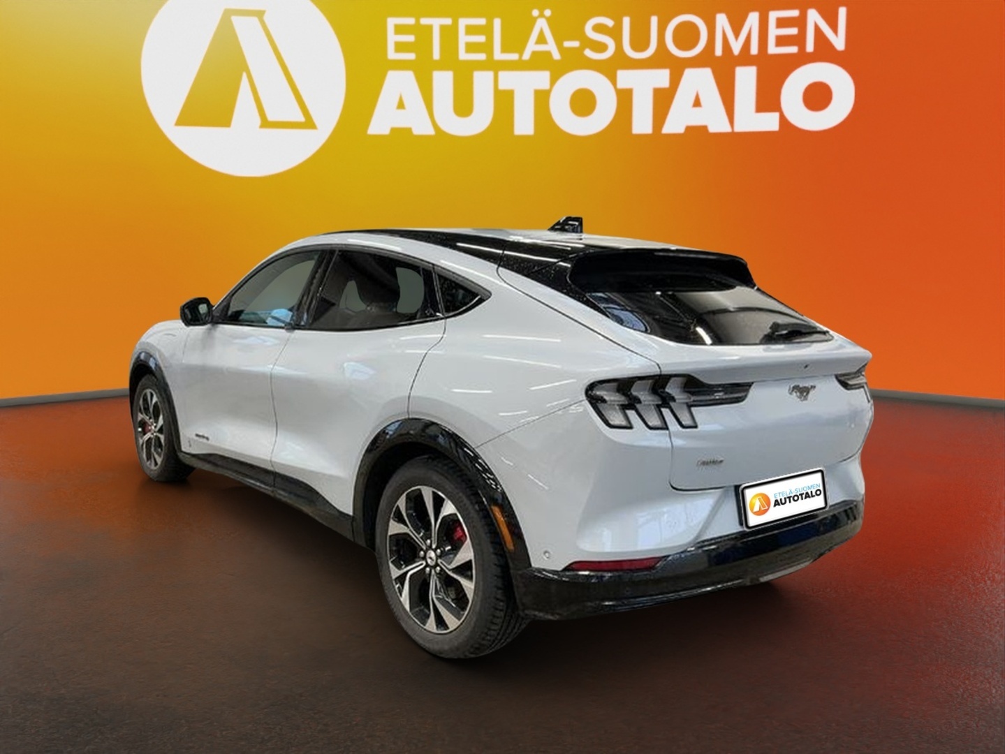 FORD Mustang Mach-E 2023