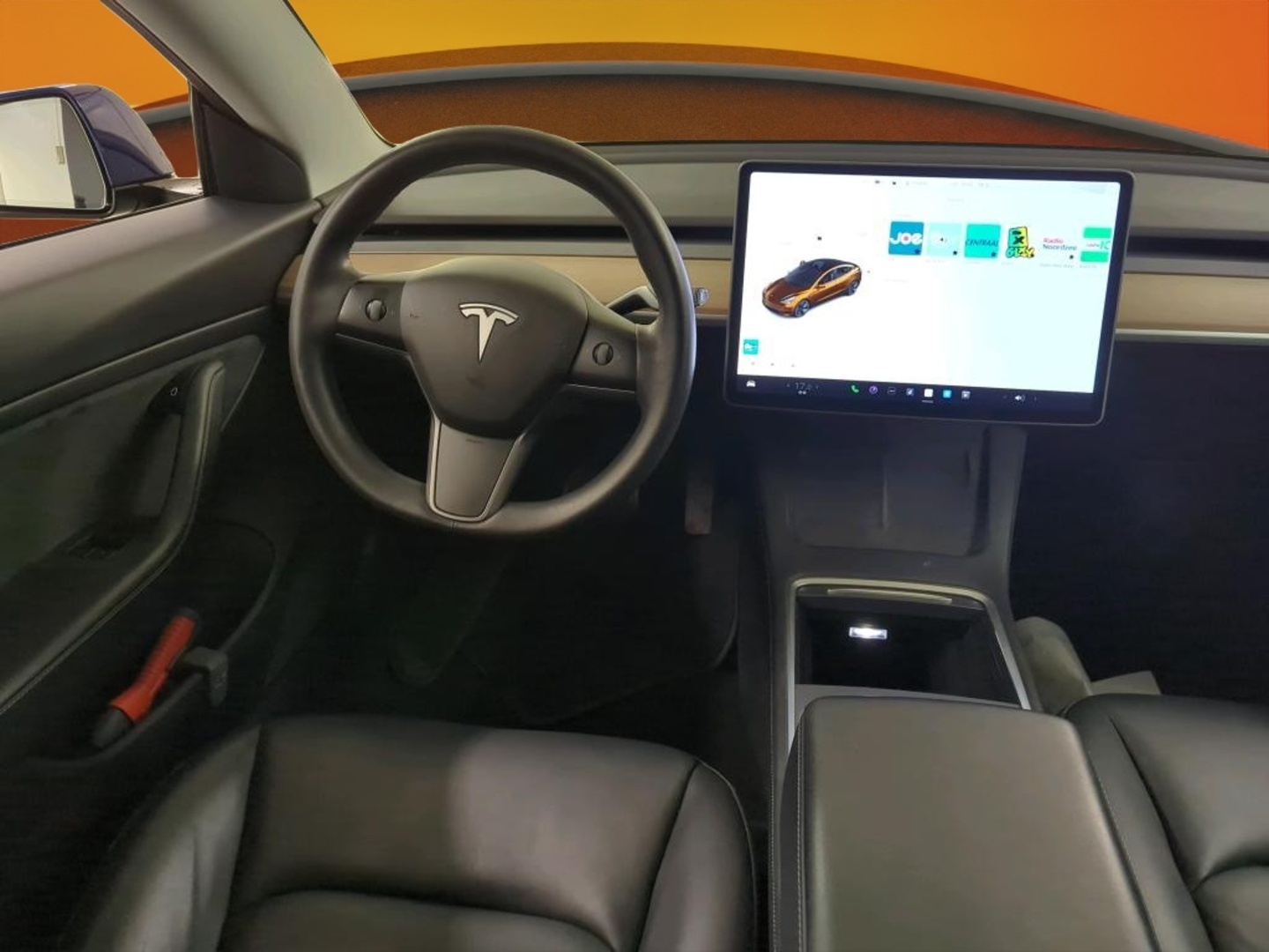 TESLA Model 3 2021