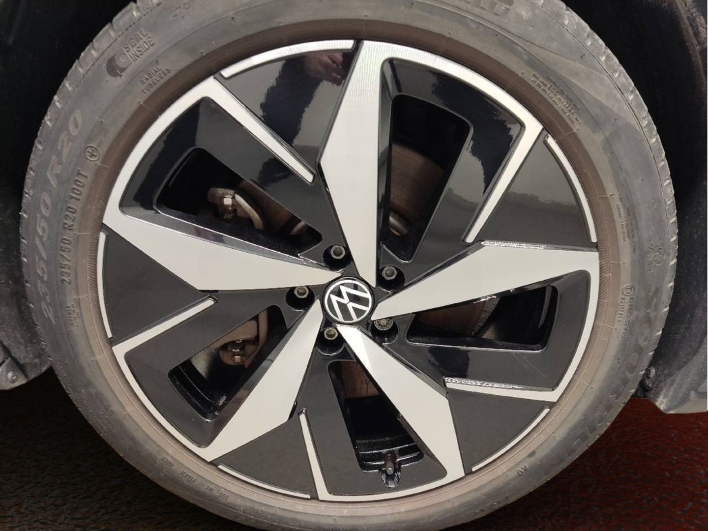 VOLKSWAGEN ID.5 2023