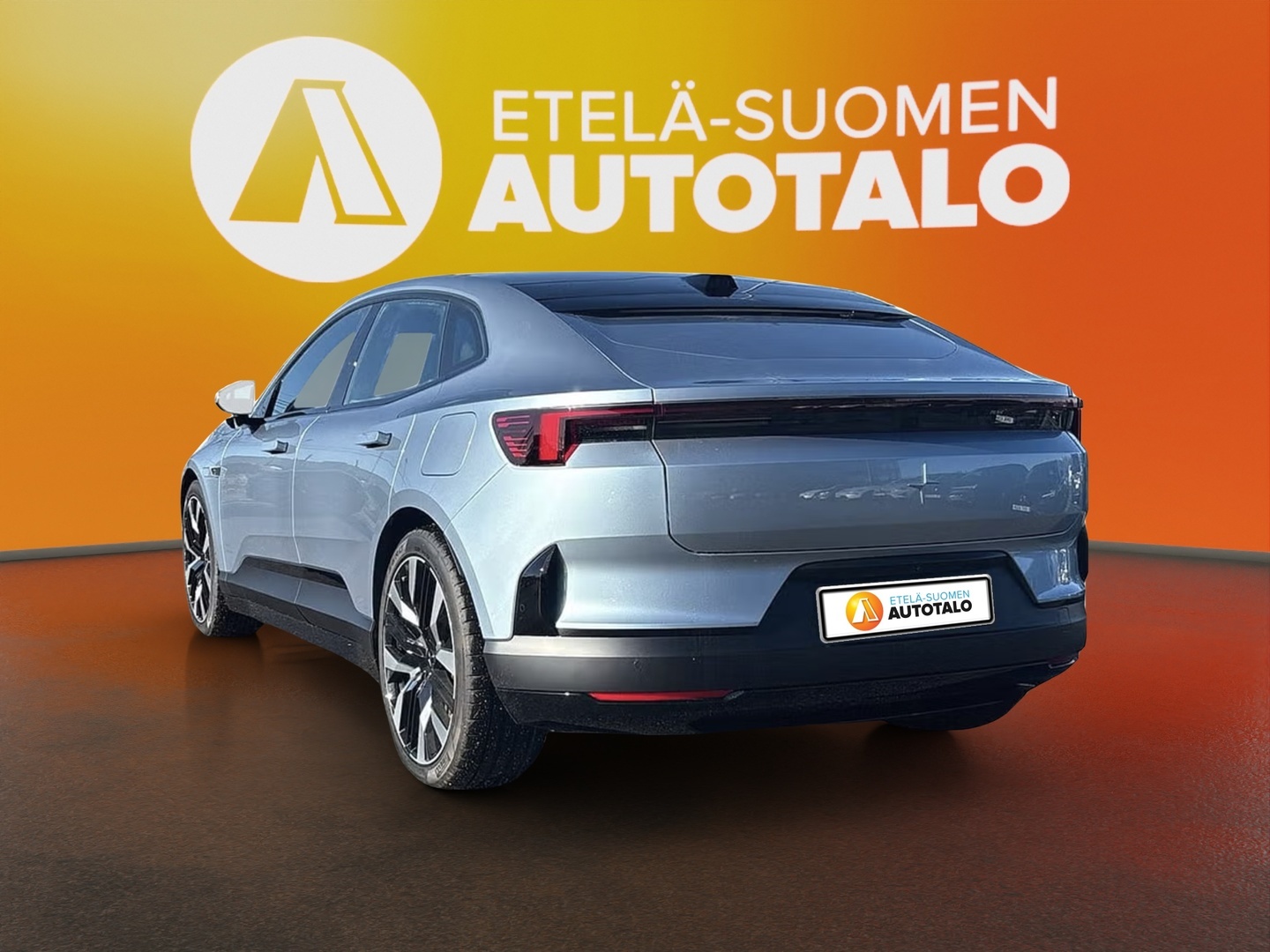 POLESTAR 4 2025