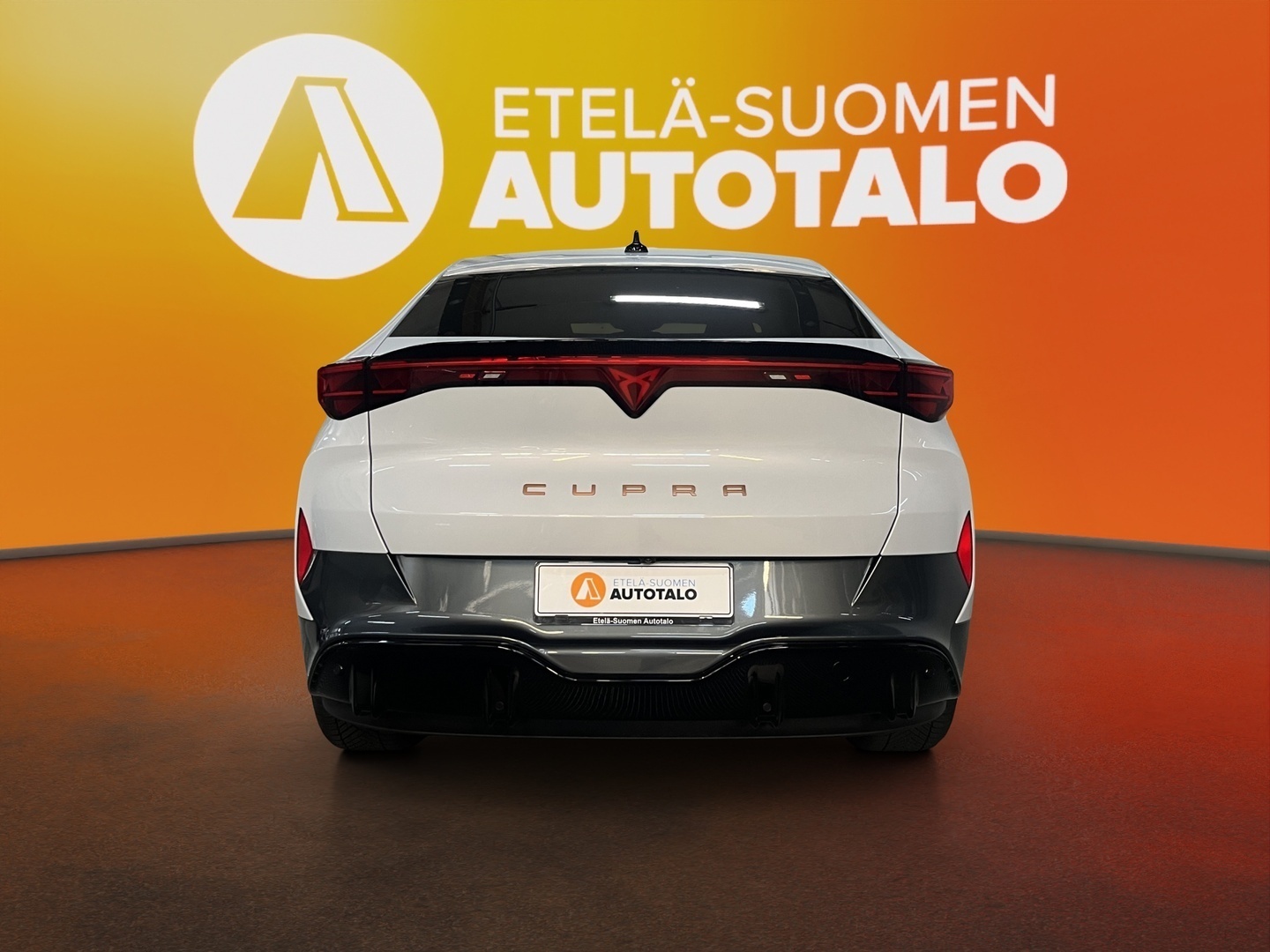 CUPRA Tavascan 2025
