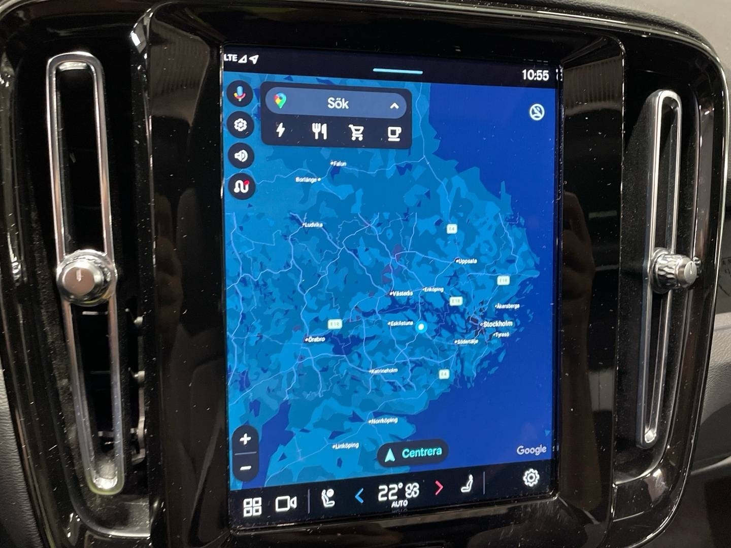 VOLVO XC40 2023