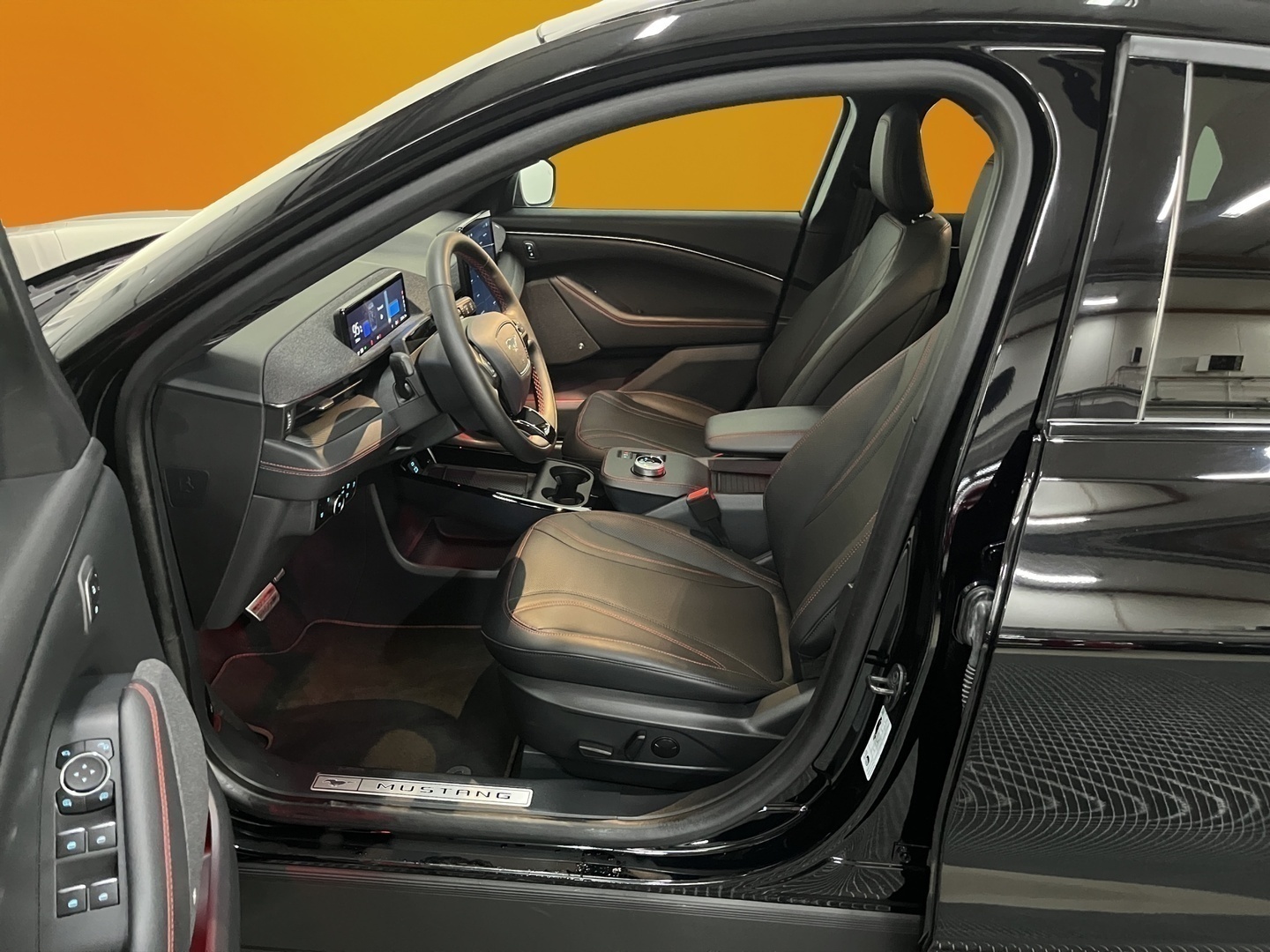 FORD Mustang Mach-E 2023